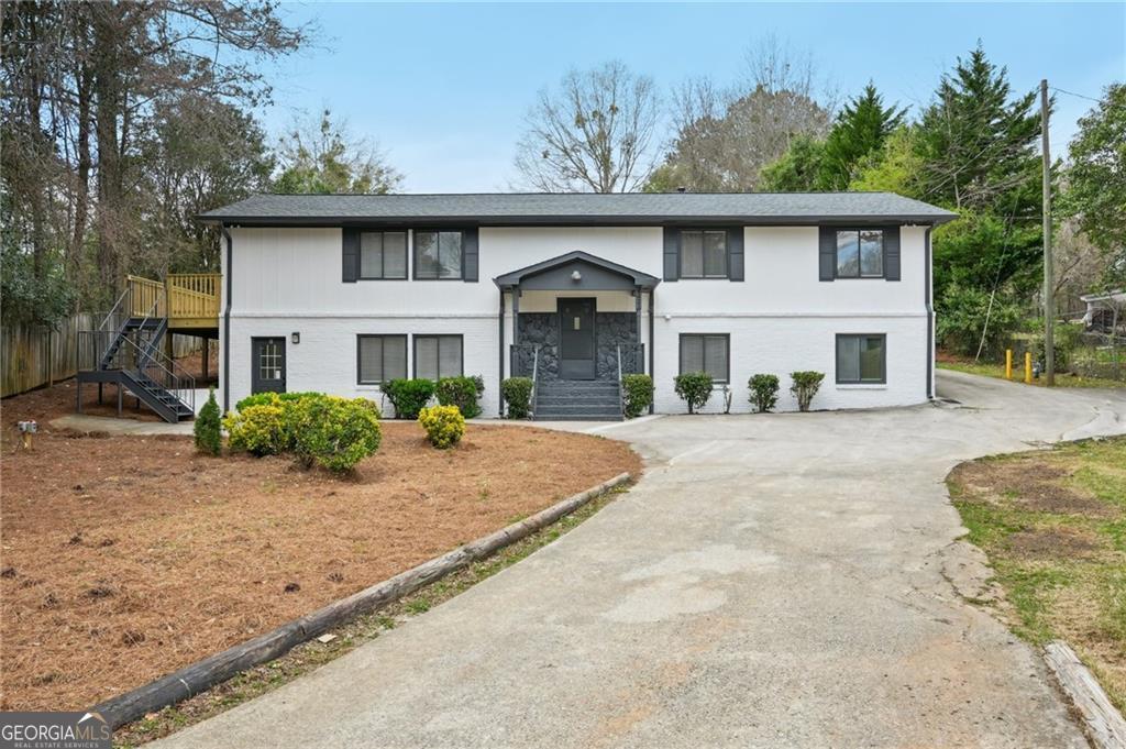 4421 Lee Road Property Photo