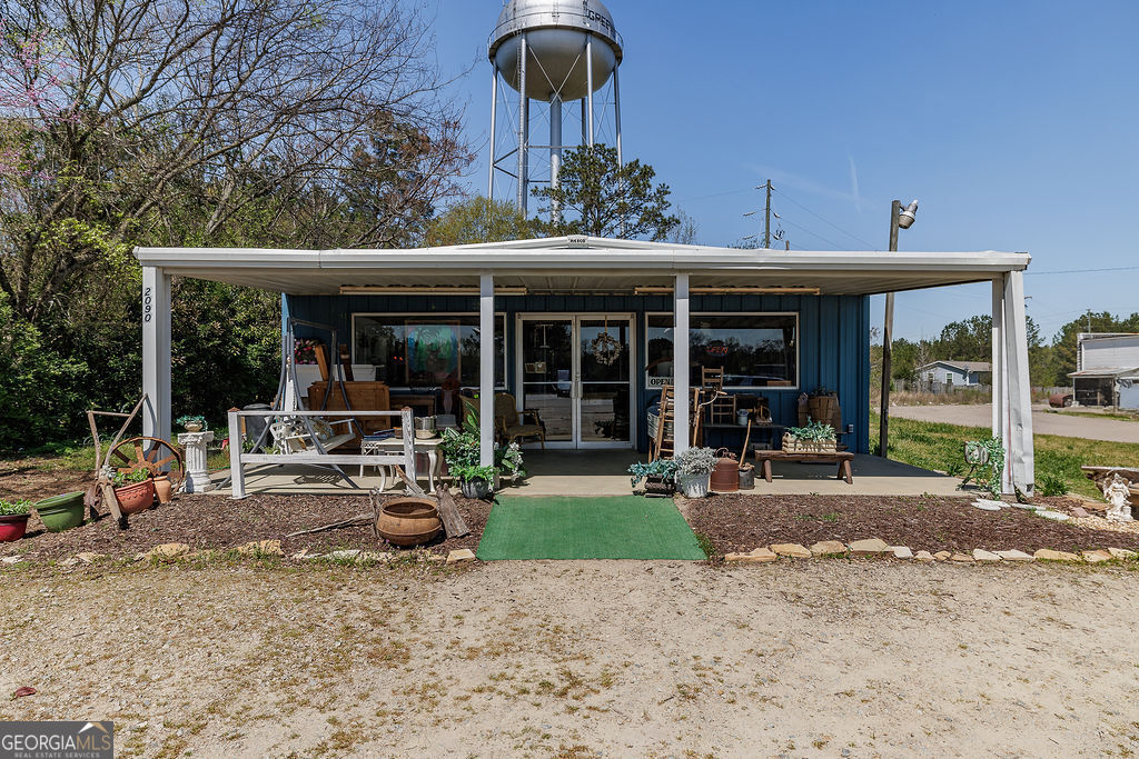 2090 Broad Street Property Photo 9