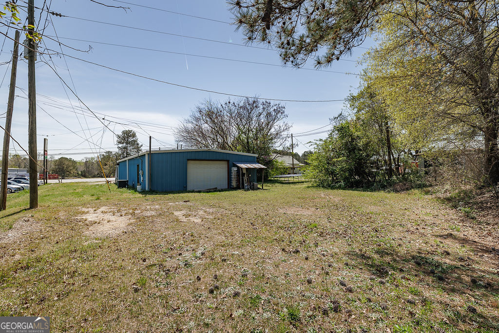 2090 Broad Street Property Photo 11