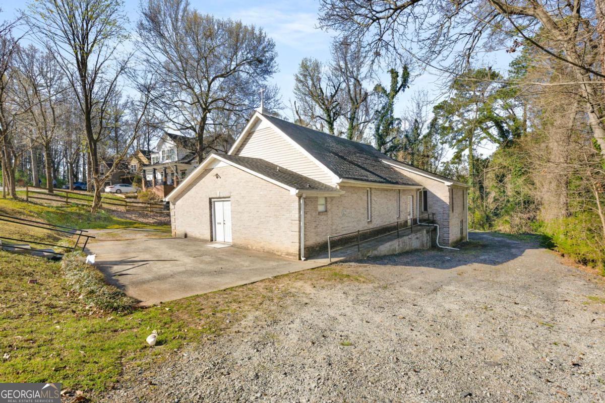 2272 Paul Avenue Nw Property Photo 3