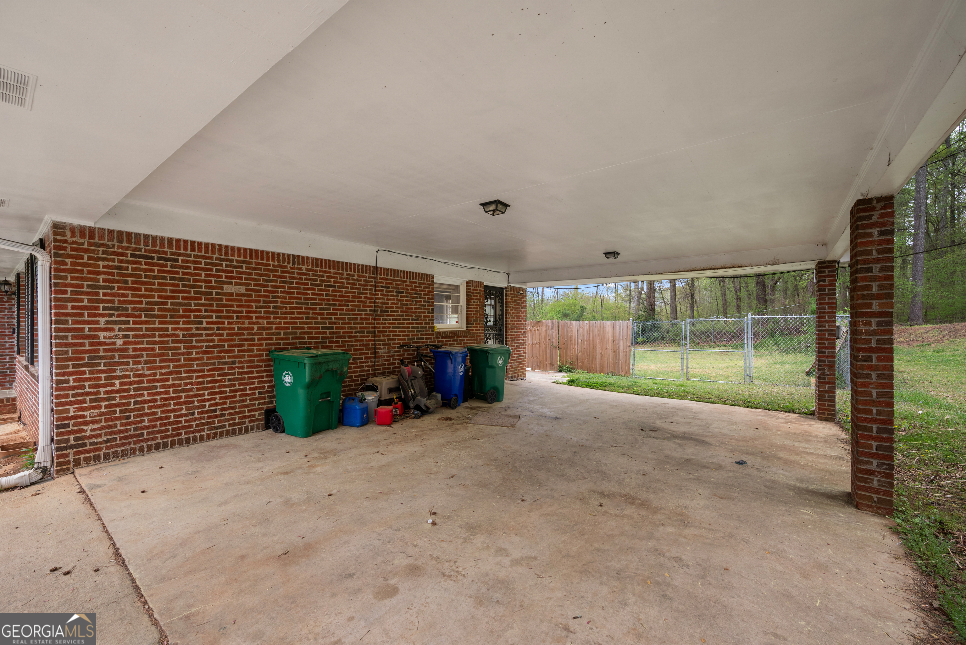 4329 Cedar Valley Lane Property Photo 3