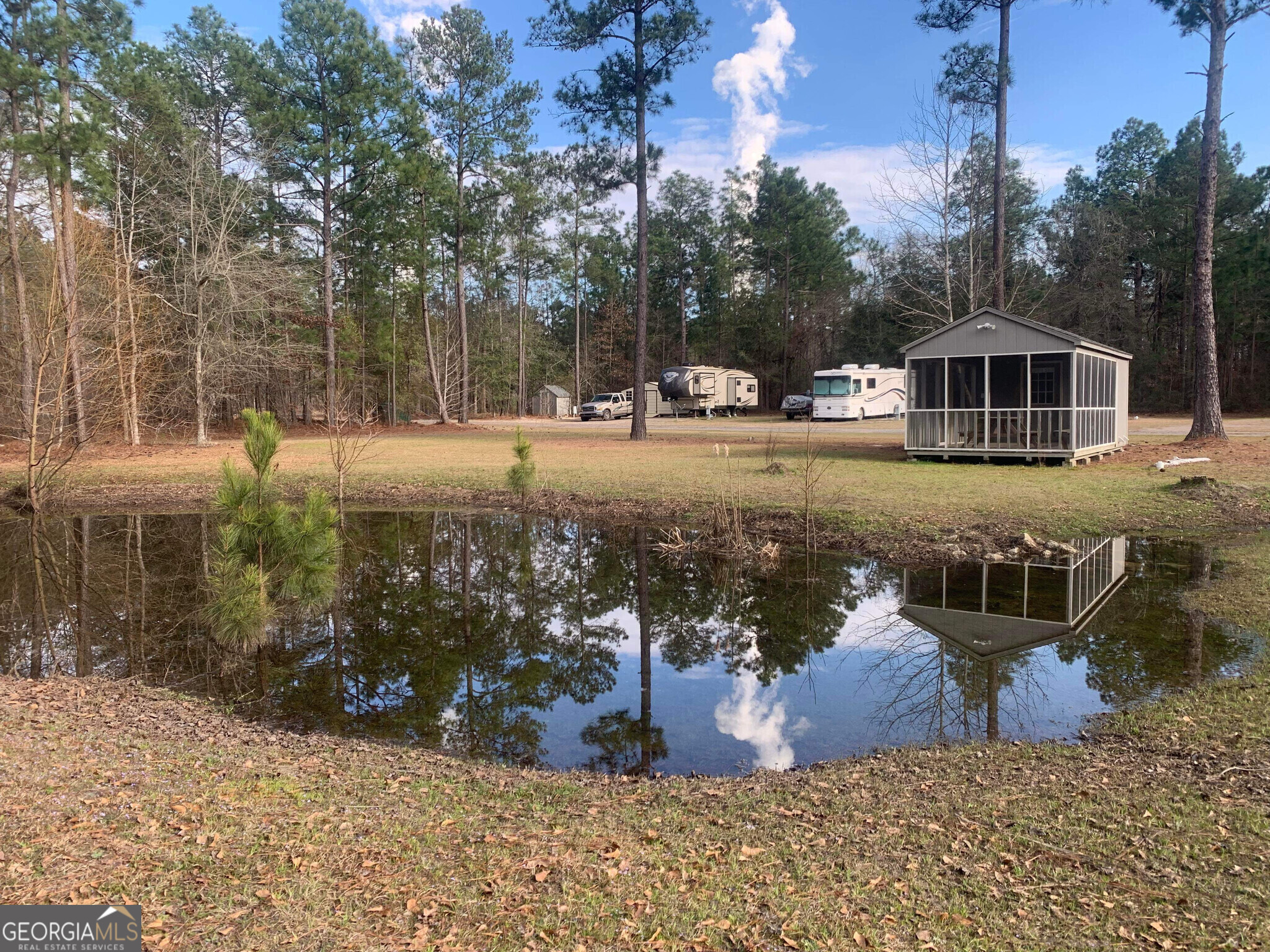 6680 River Road Property Photo 4
