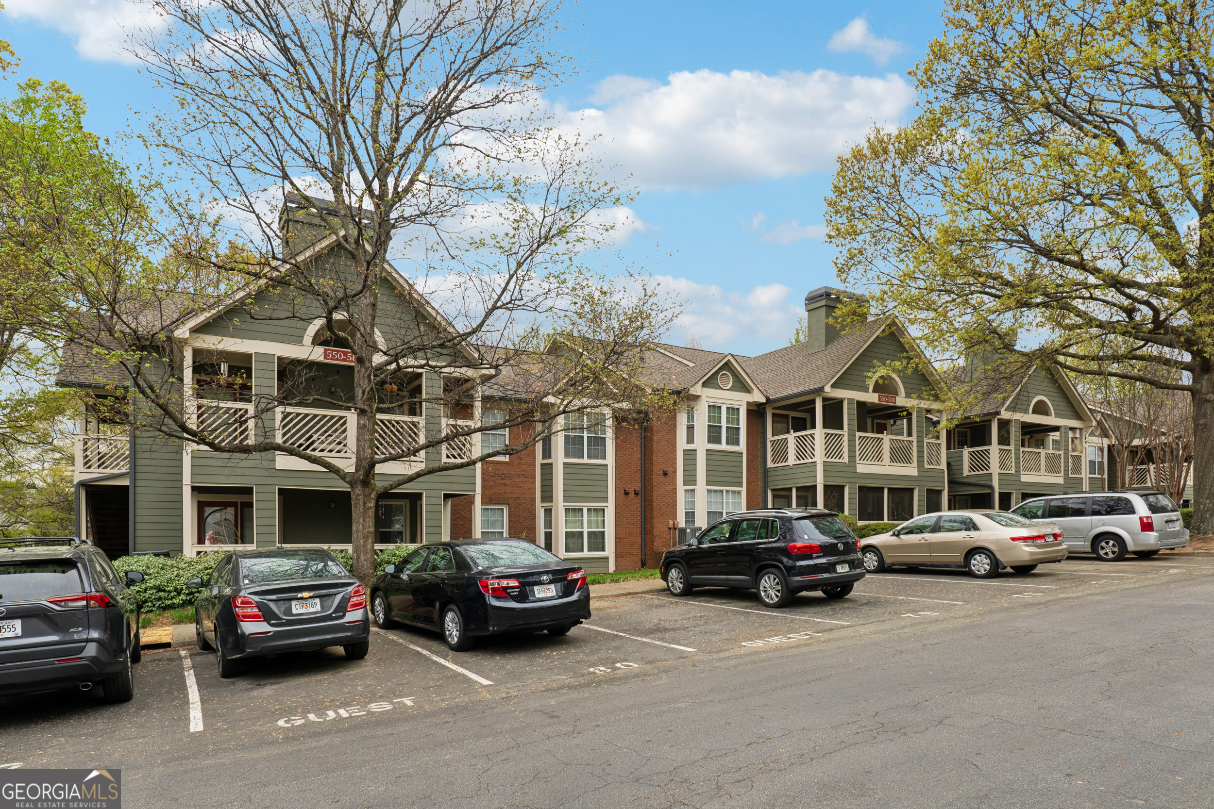 554 Mcgill Place Ne Property Photo 1