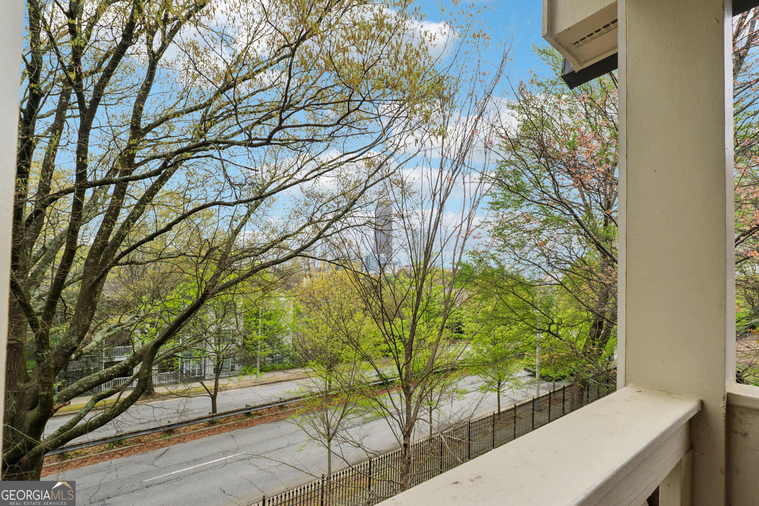 554 Mcgill Place Ne Property Photo 24