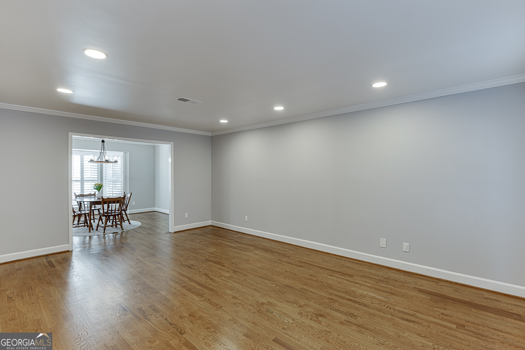102 Defoors Mill Drive Nw Property Photo 5