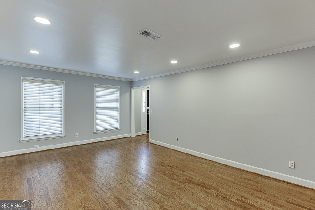 102 Defoors Mill Drive Nw Property Photo 7