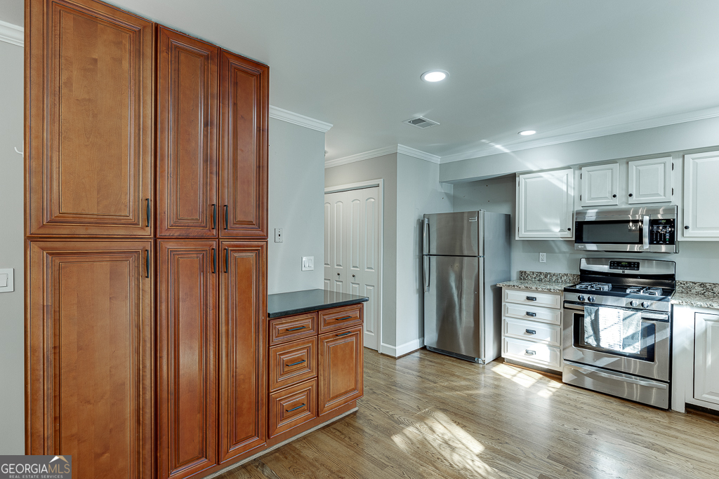 102 Defoors Mill Drive Nw Property Photo 12