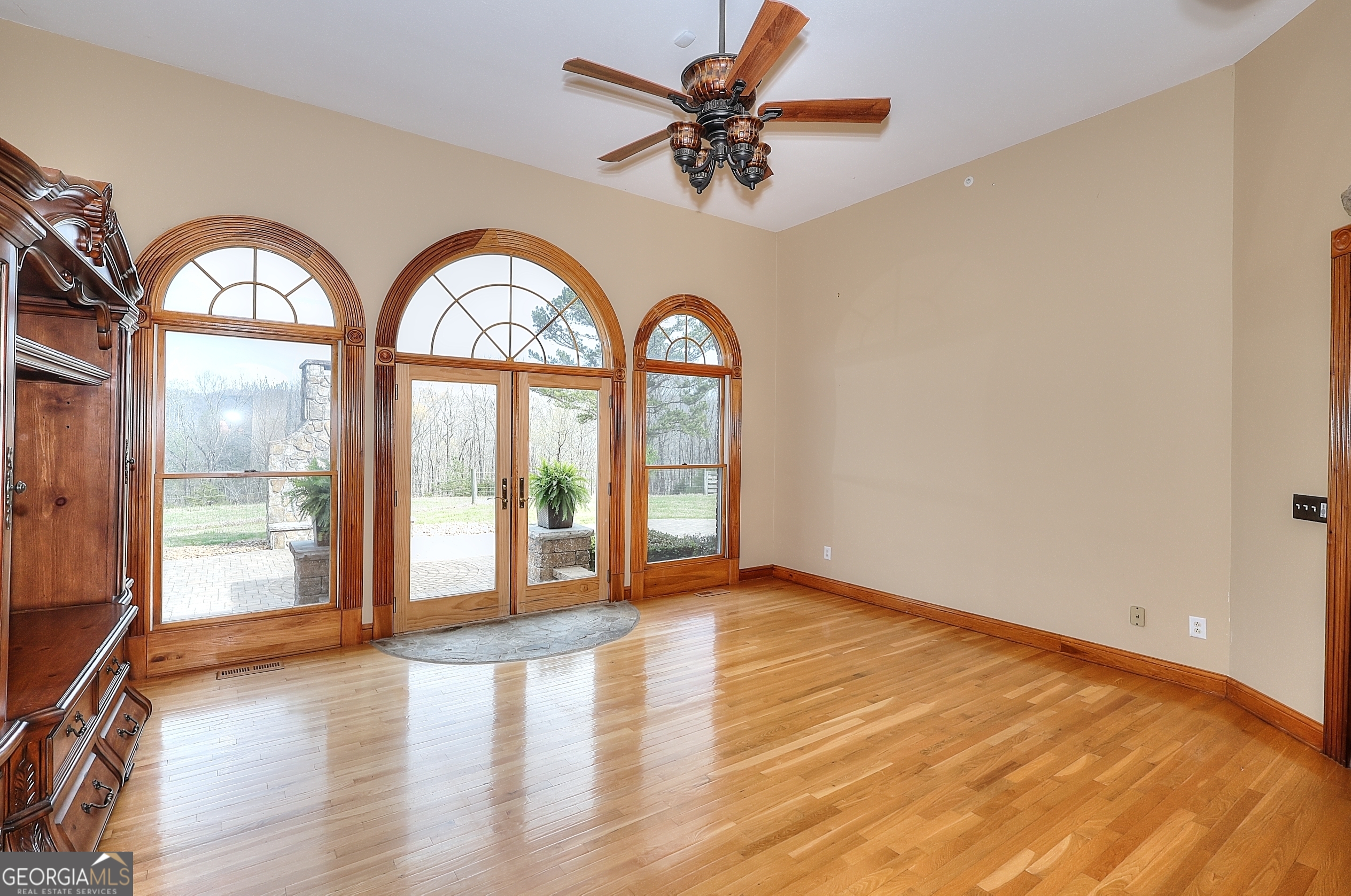 139 Harris Lane Property Photo 12