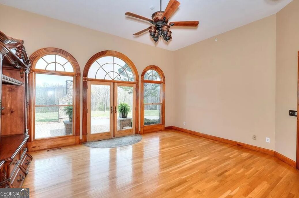 139 Harris Lane Property Photo 15