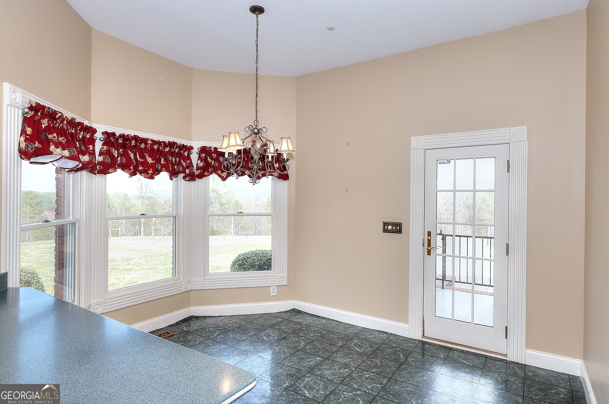 139 Harris Lane Property Photo 16