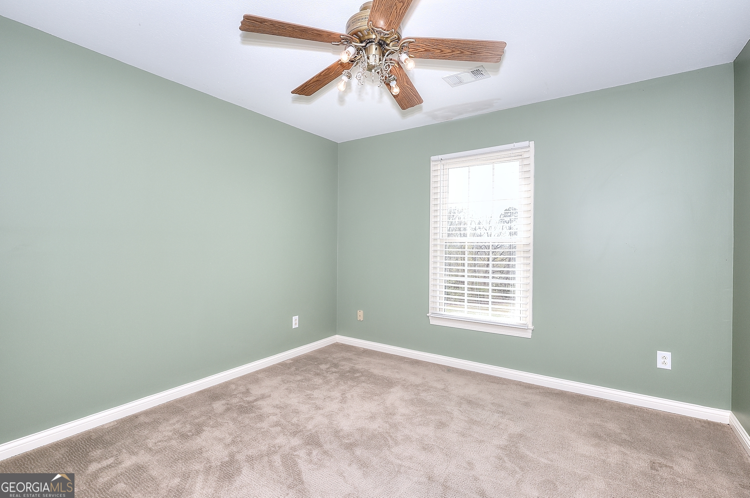 139 Harris Lane Property Photo 24