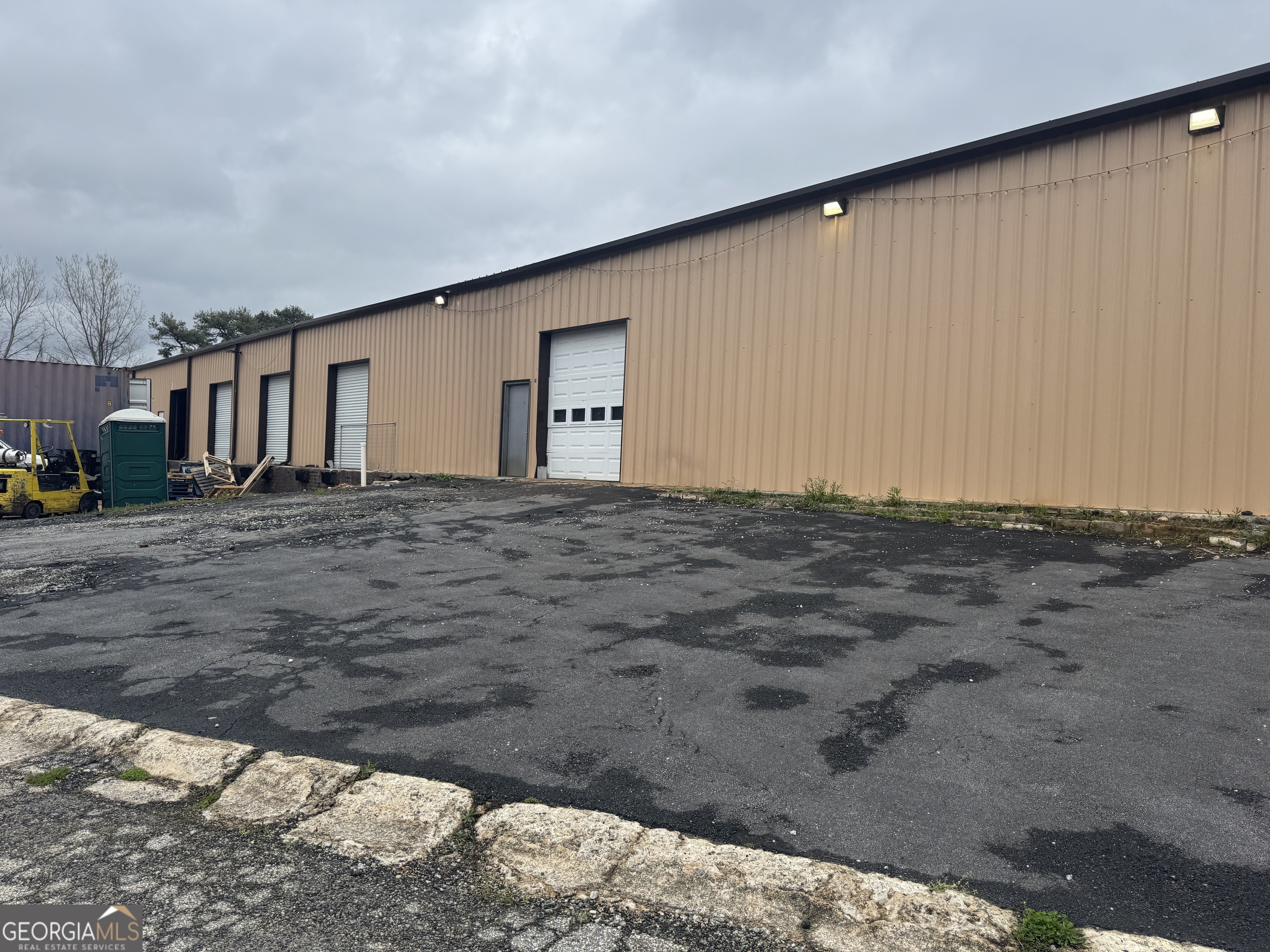 2485 Lithonia Industrial Boulevard Property Photo 18