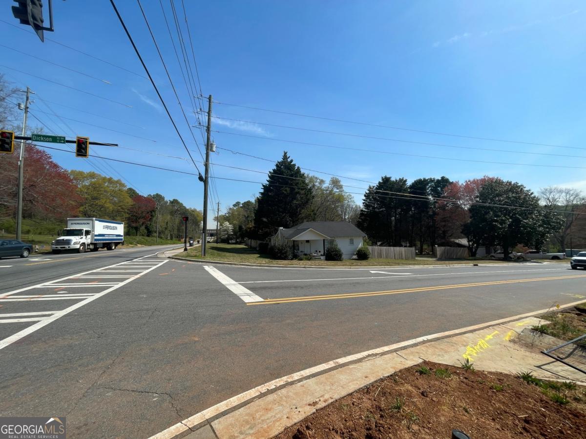 1520 Bells Ferry Road Property Photo 1
