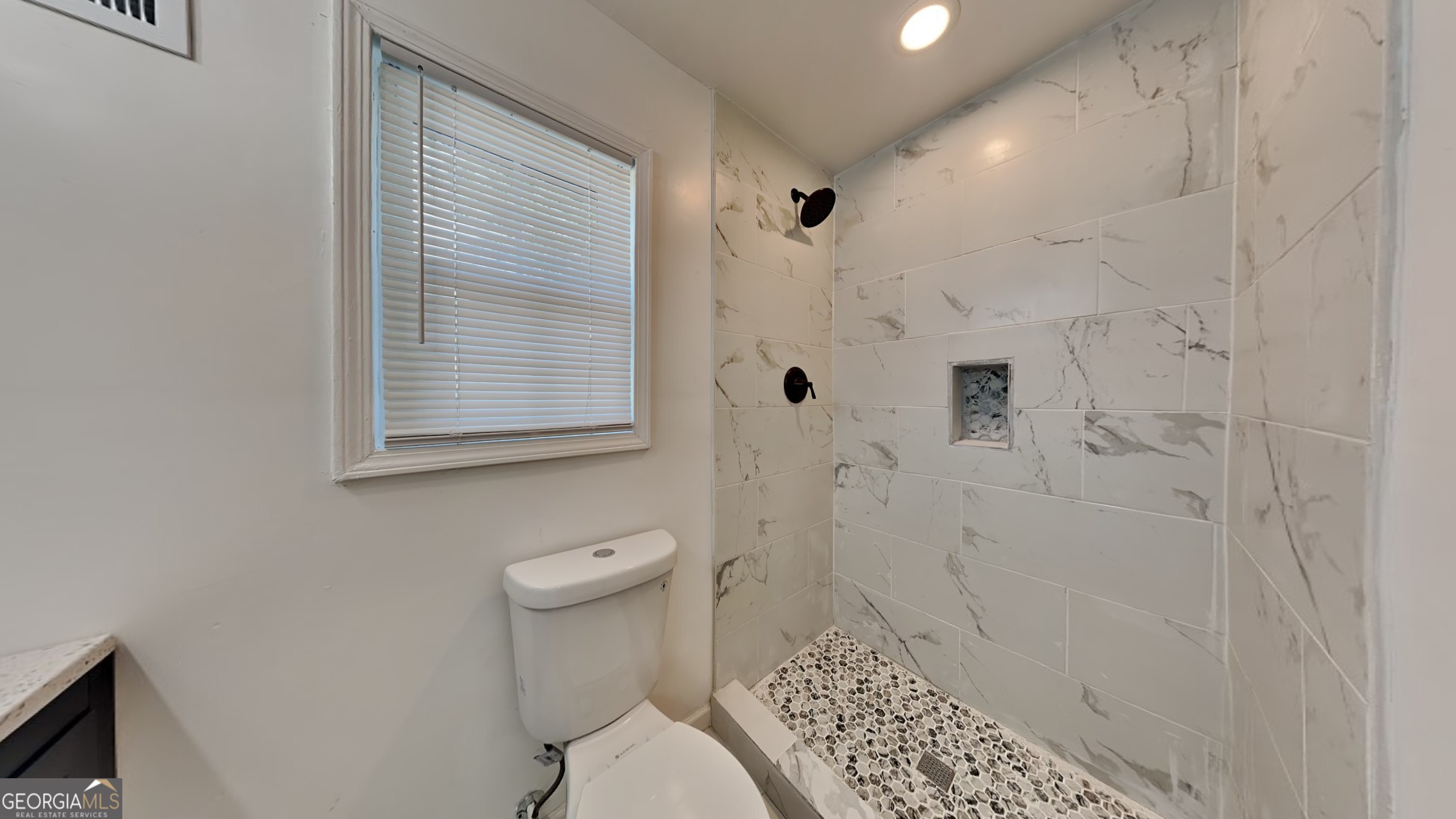 4193 Port Chester Way Property Photo 9