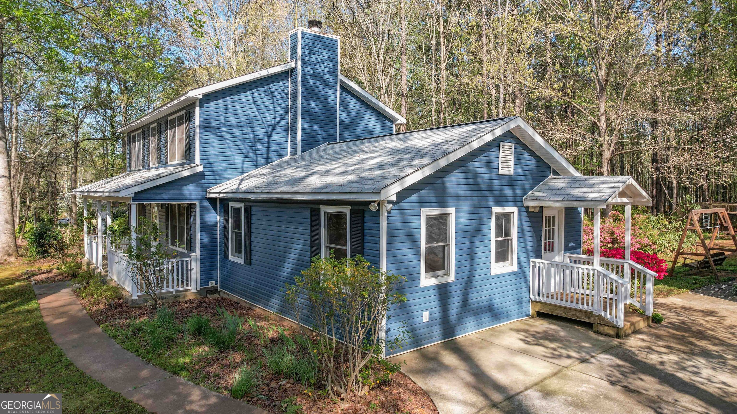 105 Homeport Drive Property Photo 3