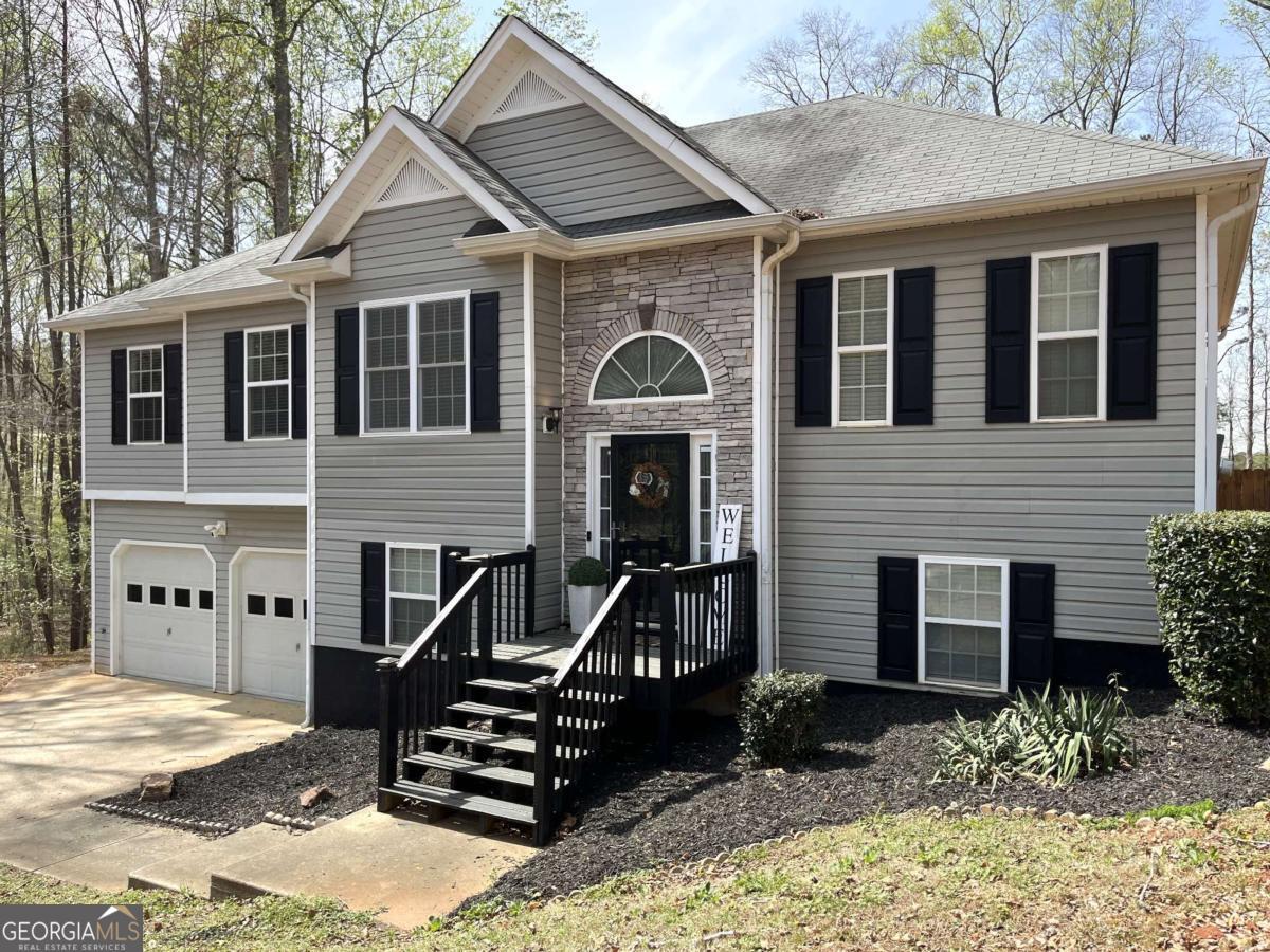 1380 Cedar Hill Property Photo 1