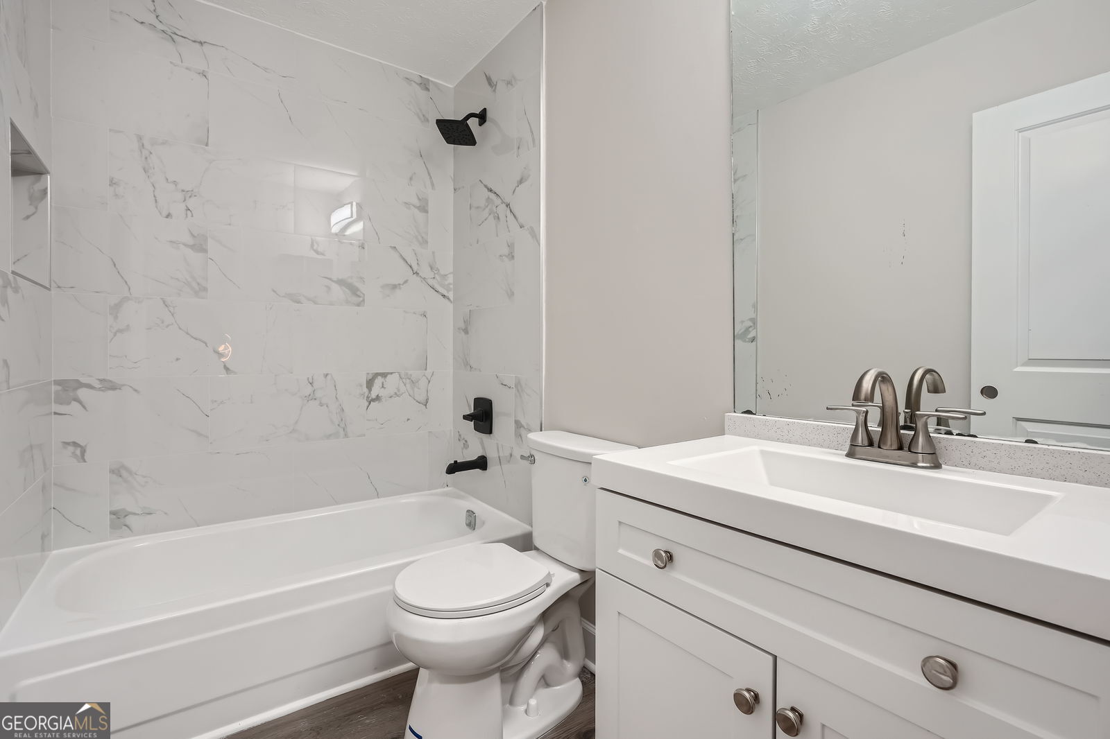 714 Post Road Drive Property Photo 11