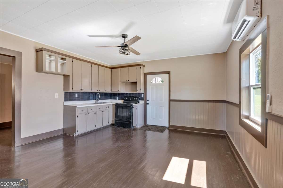 901 N Tennessee Street Property Photo 13