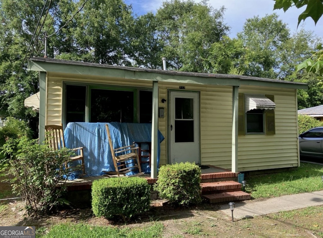 212 Whitehead Street Property Photo
