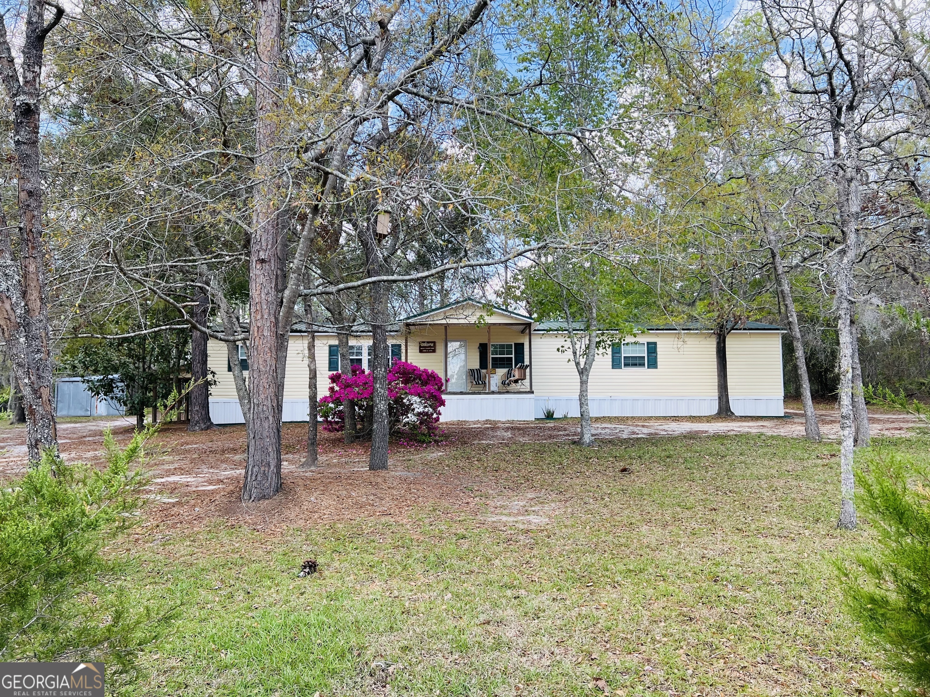 261 Colorado Road Property Photo