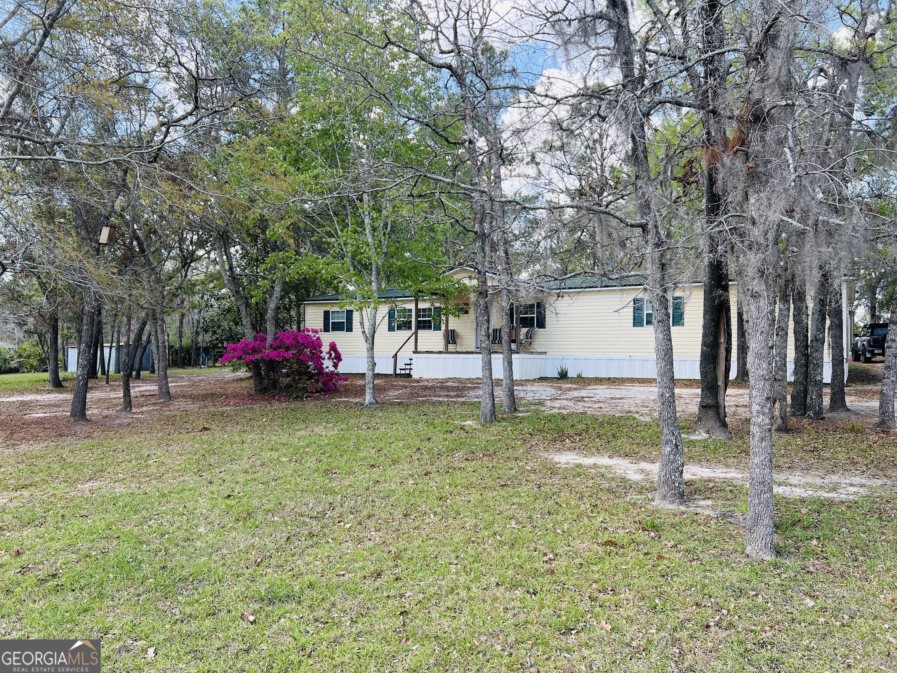 261 Colorado Road Property Photo 3