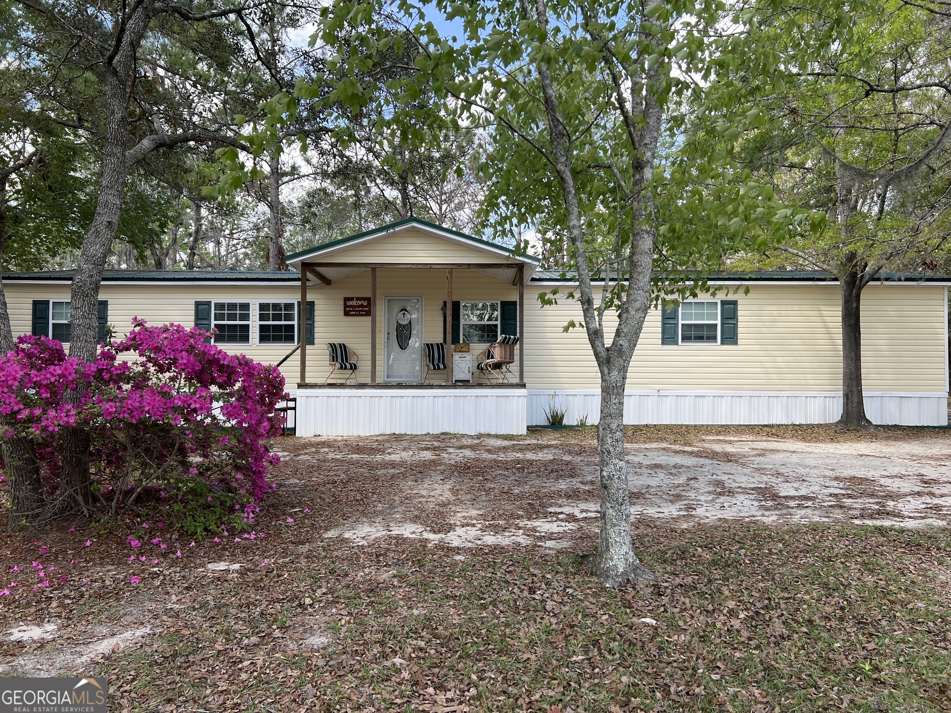 261 Colorado Road Property Photo 4
