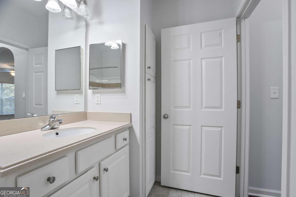 4333 Dunwoody Park # 1211 Property Photo 21
