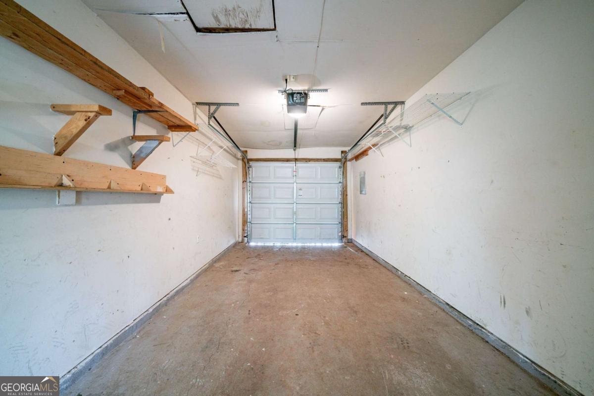 5255 Biffle Downs Road Property Photo 21