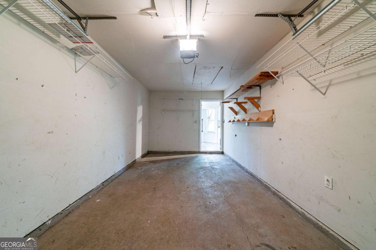 5255 Biffle Downs Road Property Photo 22