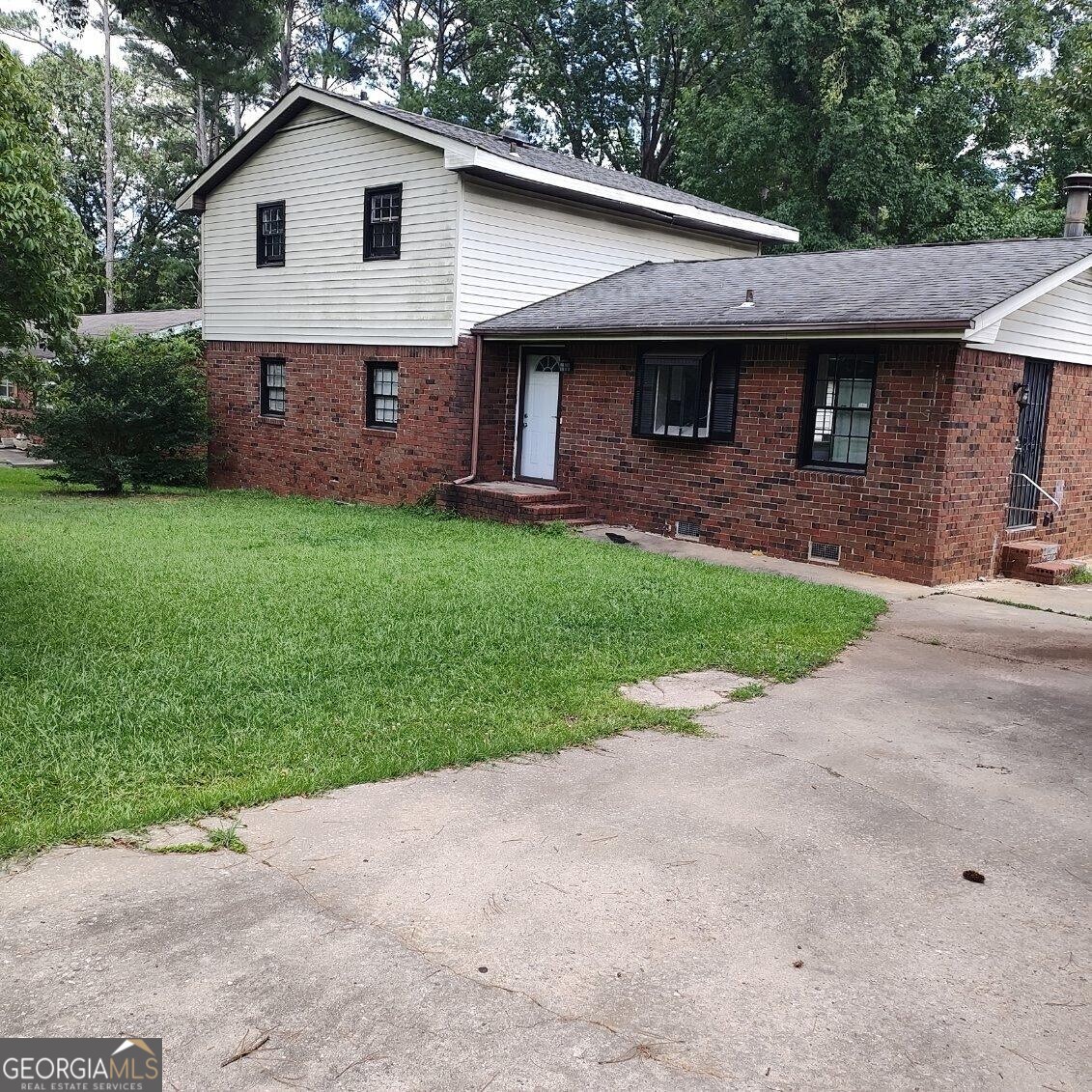1217 Dove Court Property Photo 1