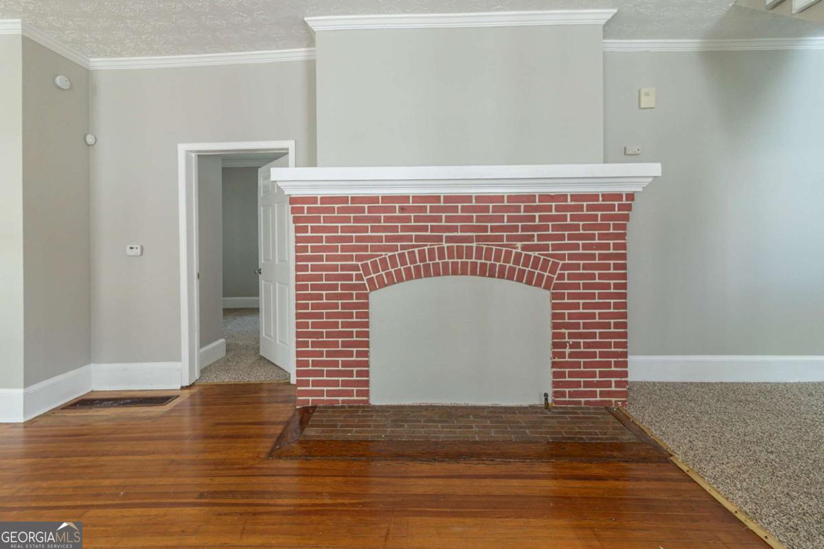 1124 Lawton Place Sw Property Photo 3
