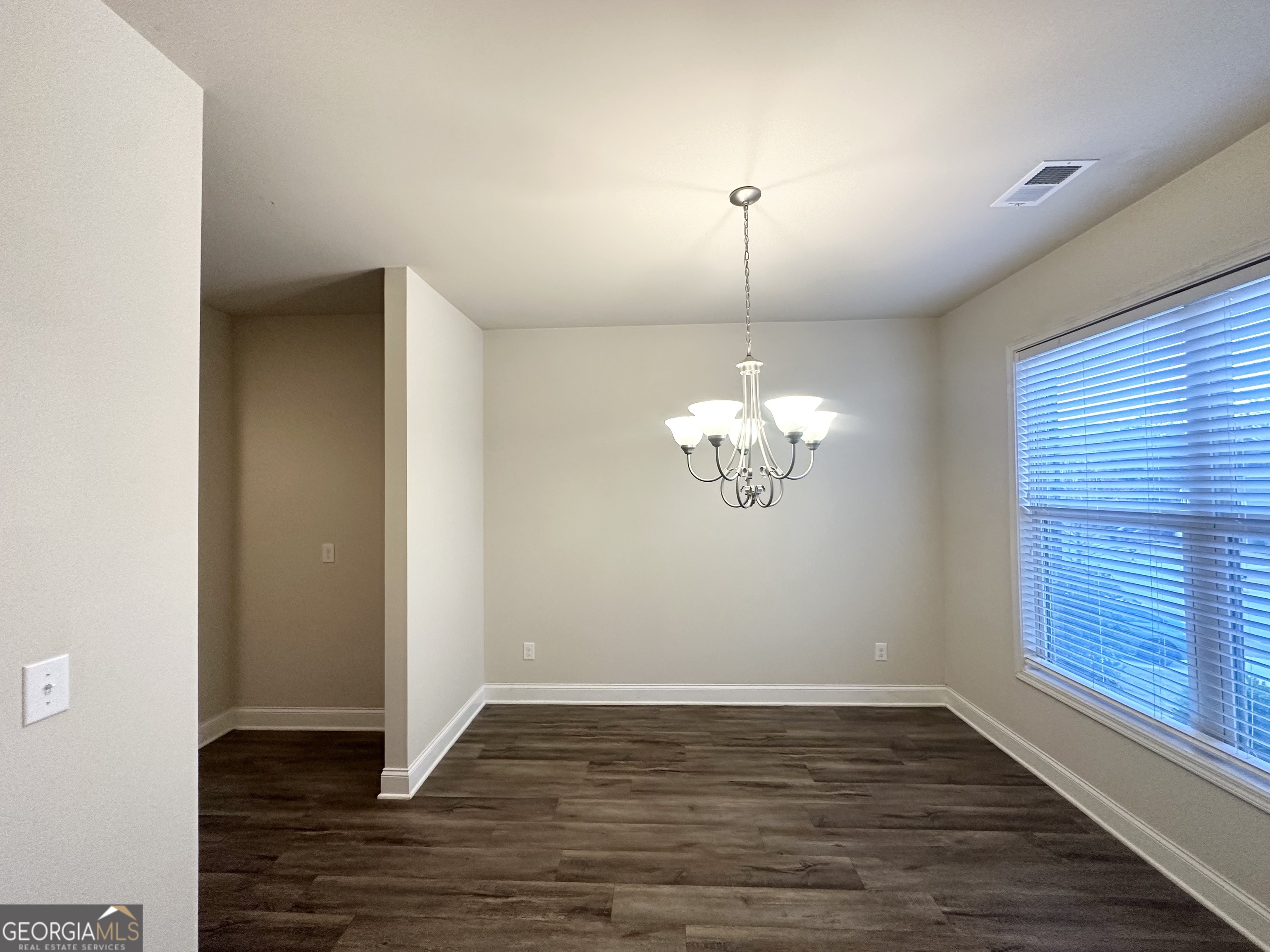 354 Dublin Way Property Photo 2