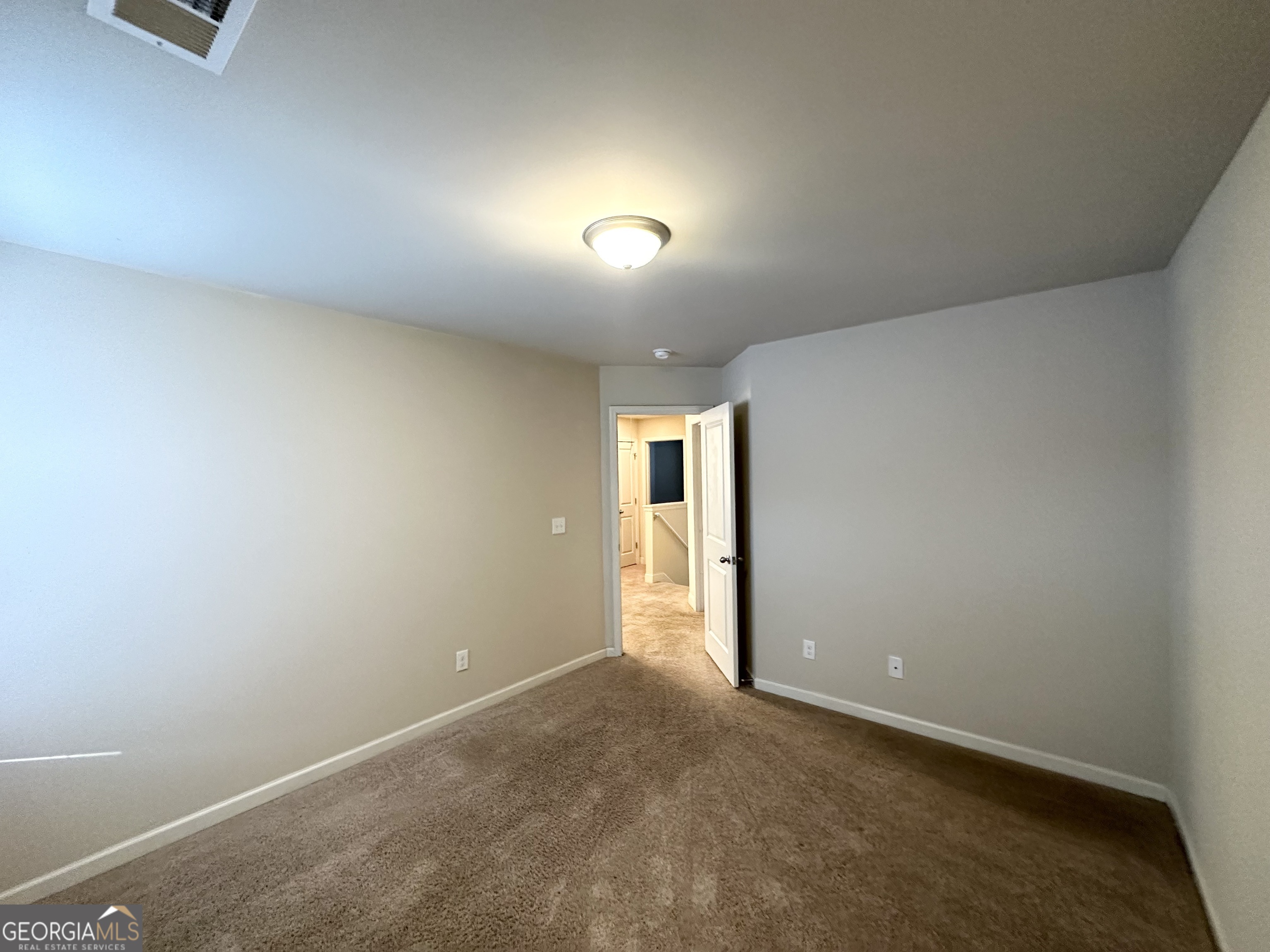 354 Dublin Way Property Photo 17