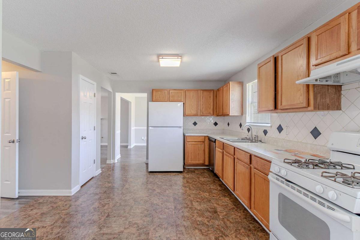 705 Brentwood Parkway Property Photo 63