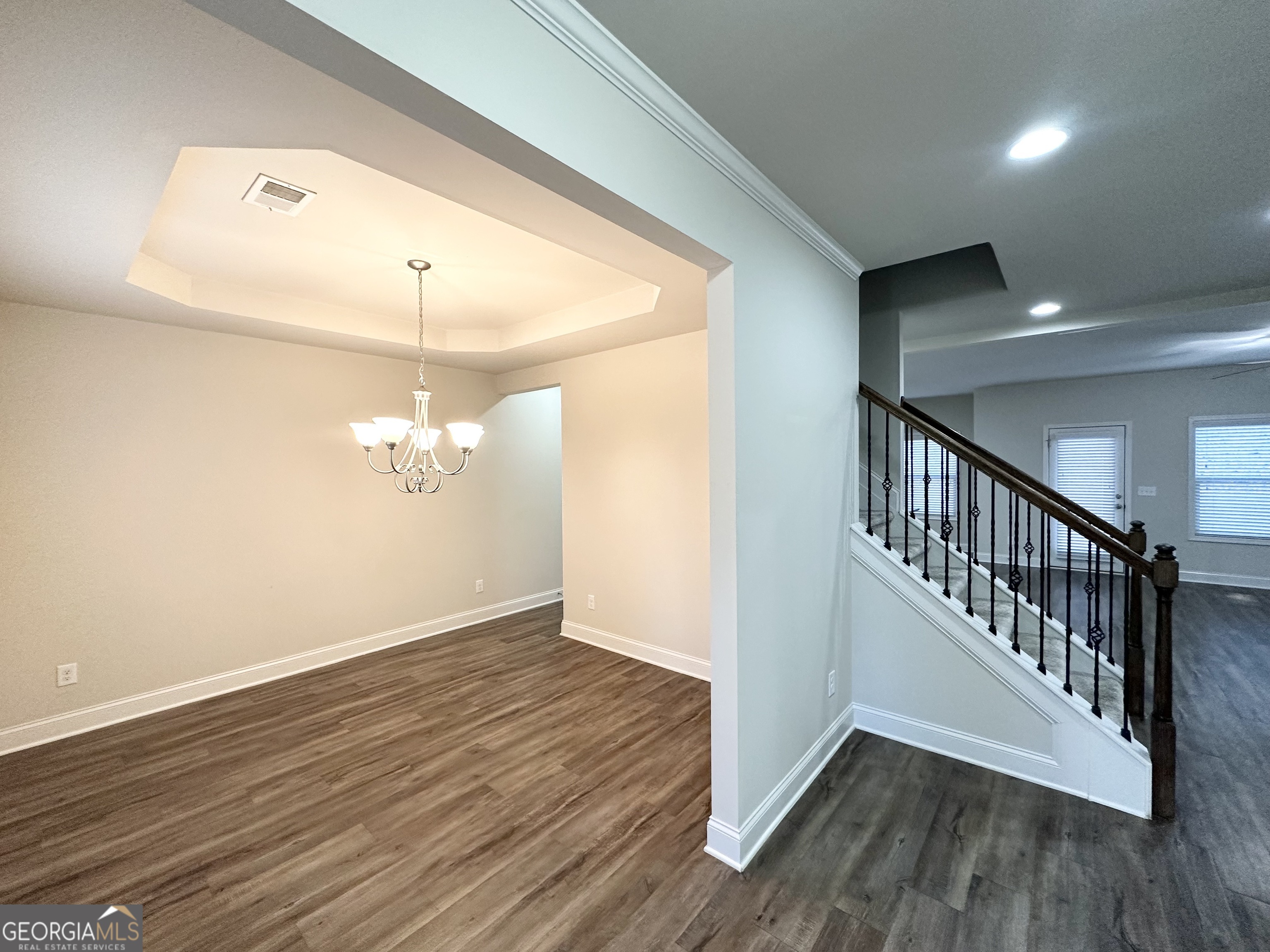 384 Dublin Way Property Photo 3