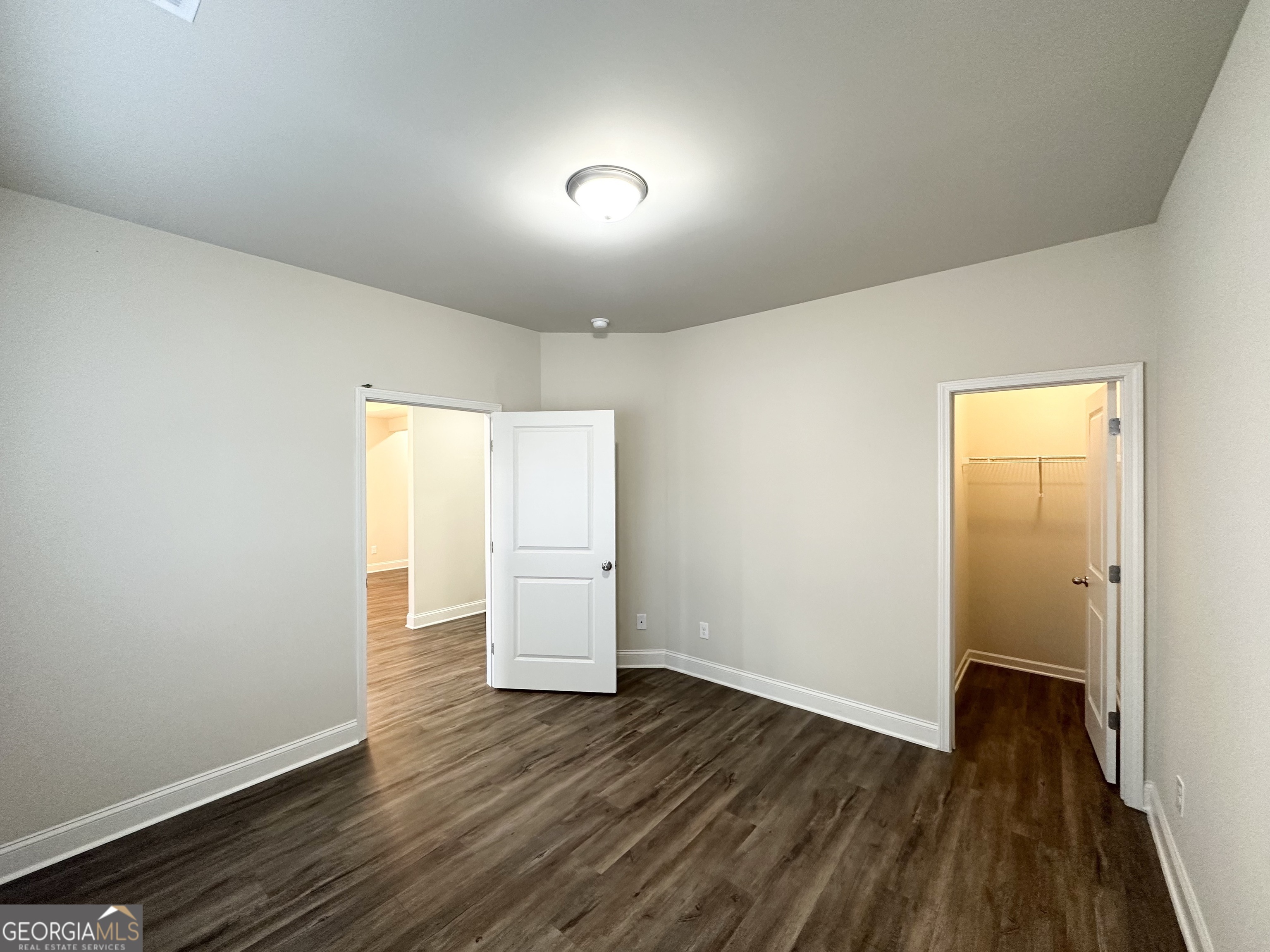 384 Dublin Way Property Photo 5