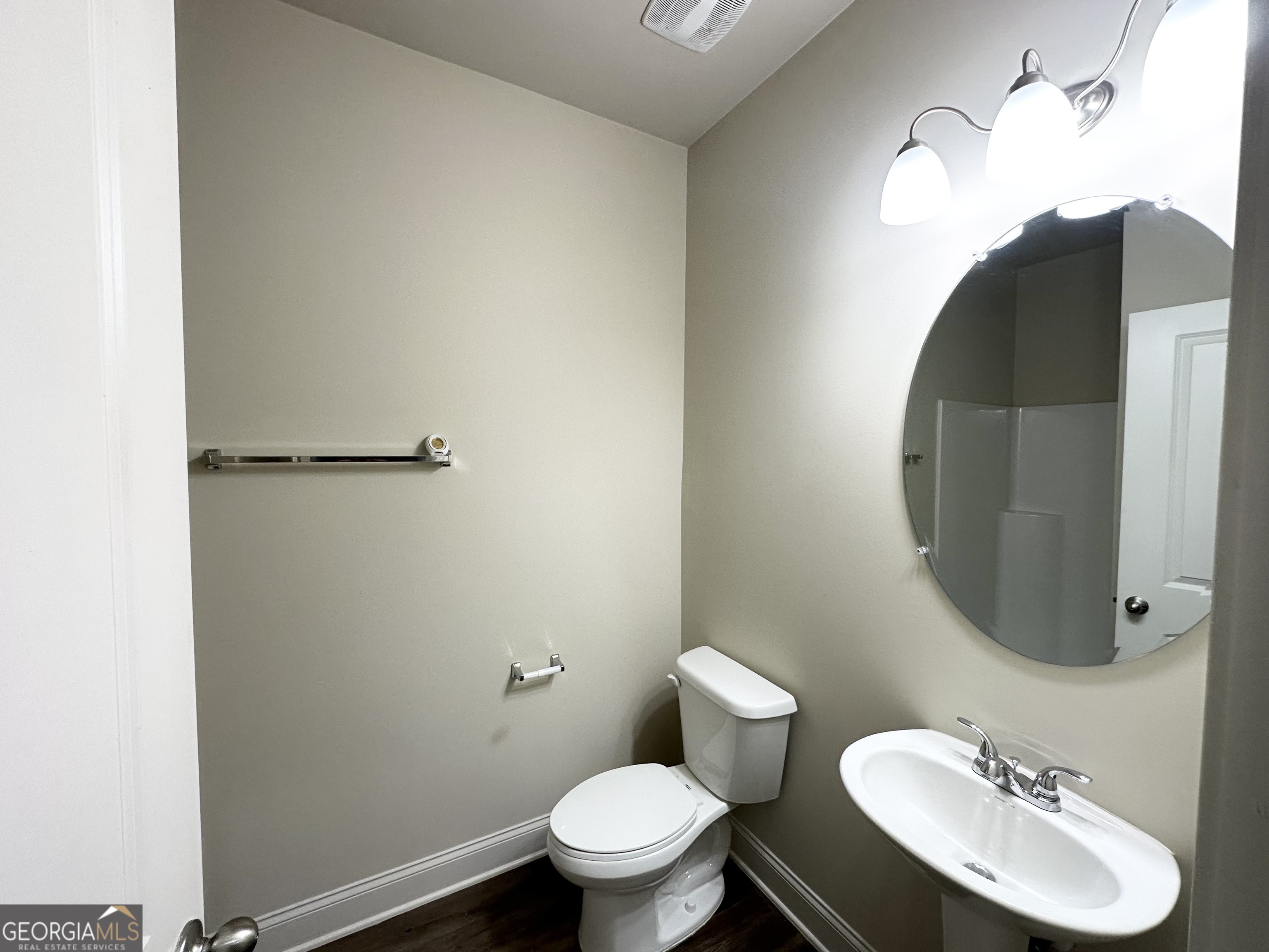 384 Dublin Way Property Photo 7