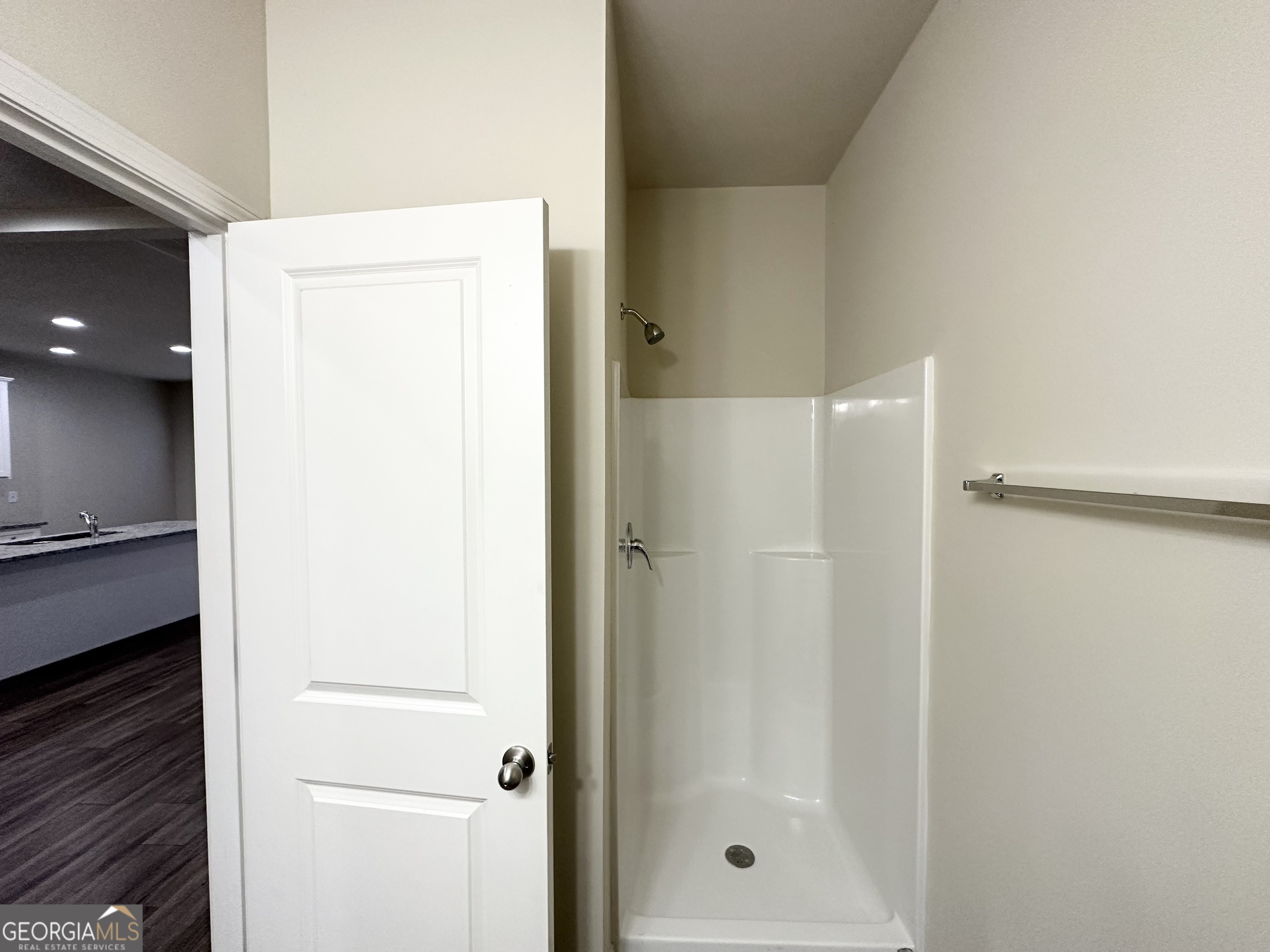 384 Dublin Way Property Photo 8