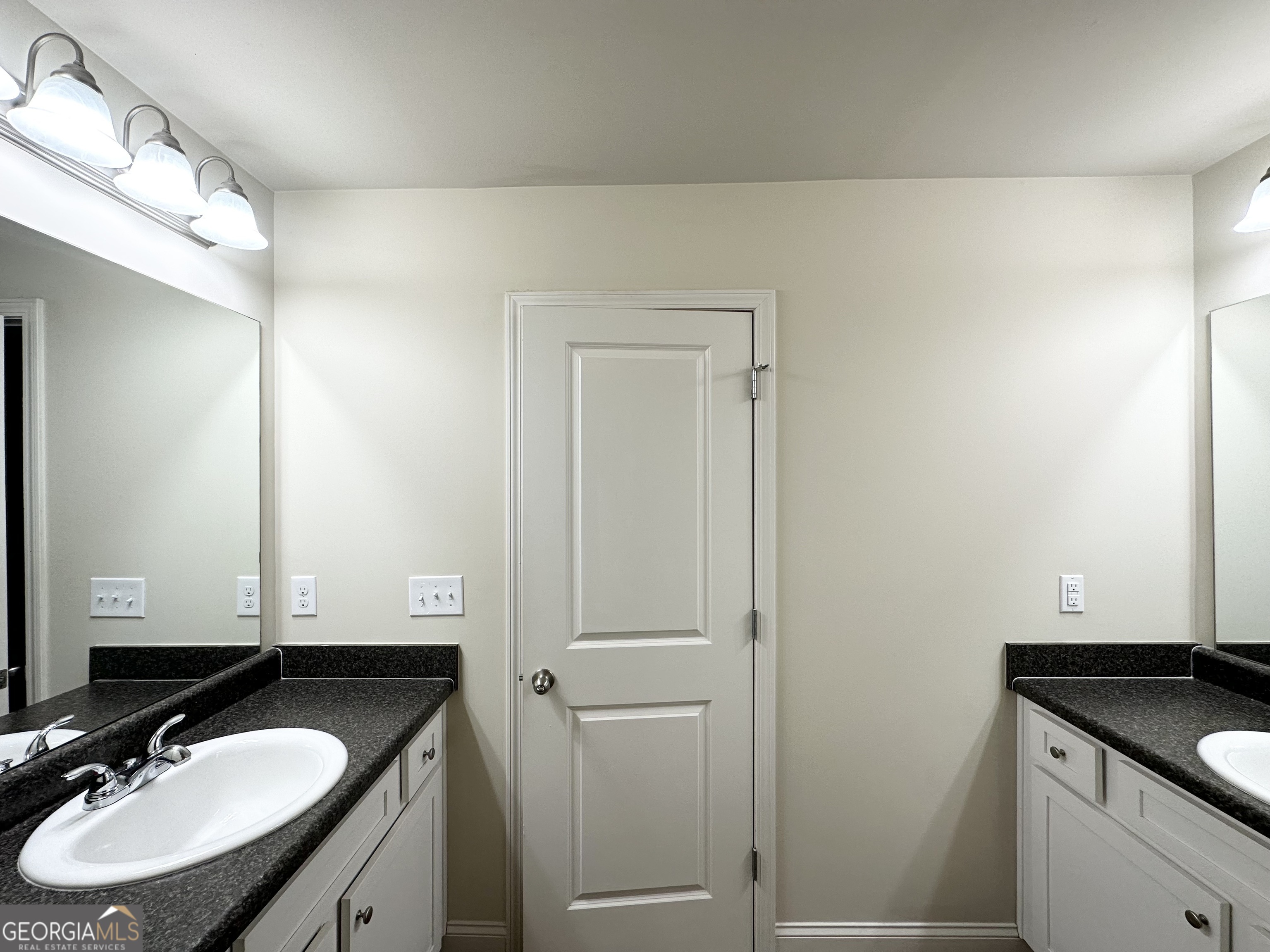 384 Dublin Way Property Photo 14