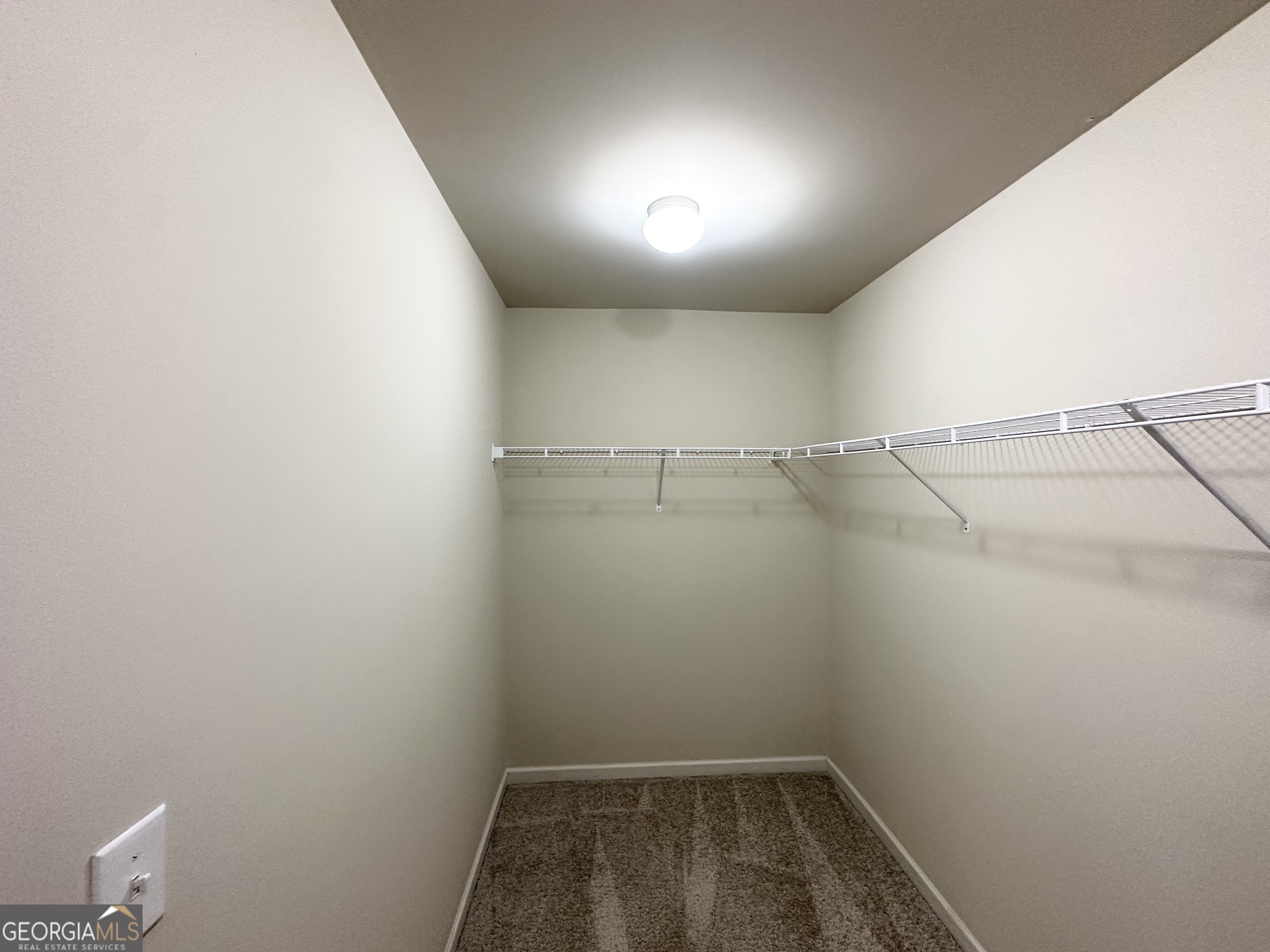 384 Dublin Way Property Photo 16