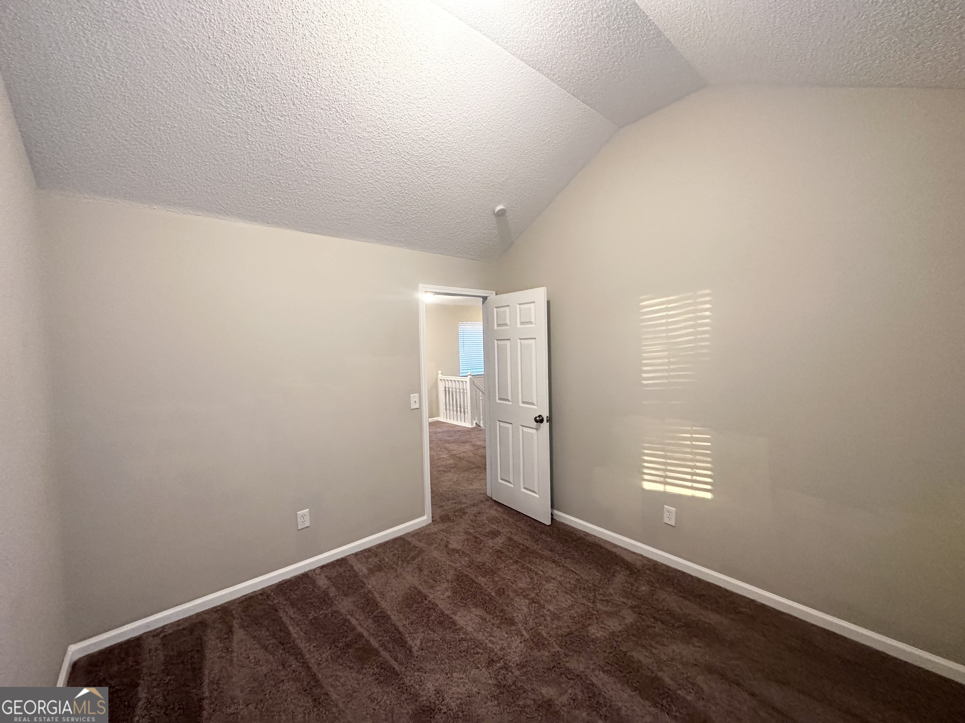 2940 Highland Hill Parkway Property Photo 16
