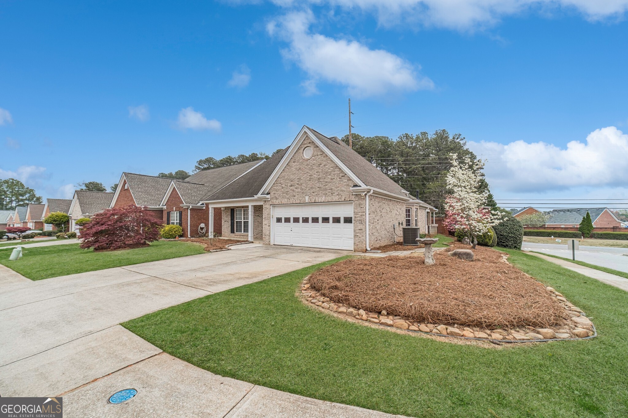 1170 Livery Circle Property Photo 2