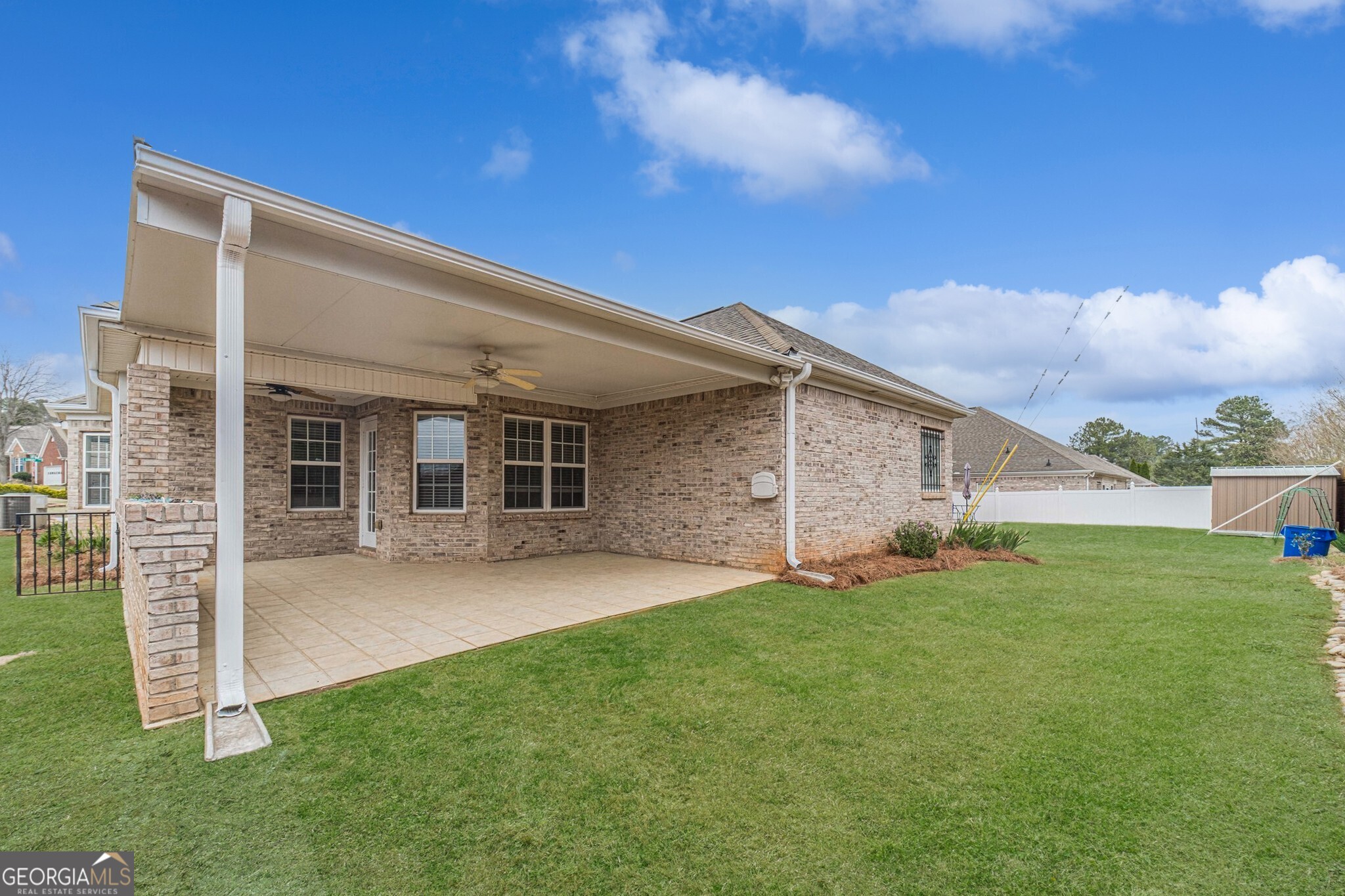 1170 Livery Circle Property Photo 3
