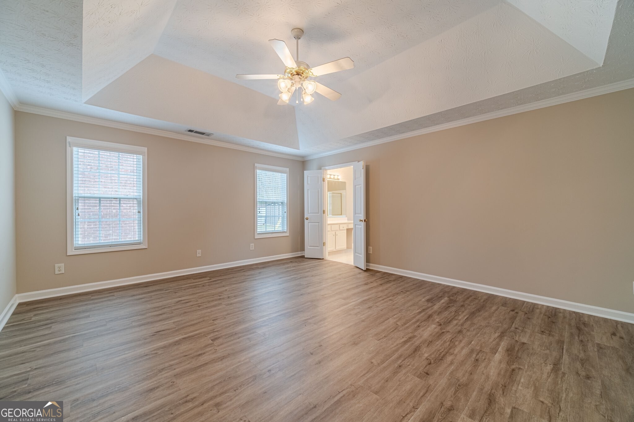 1170 Livery Circle Property Photo 11
