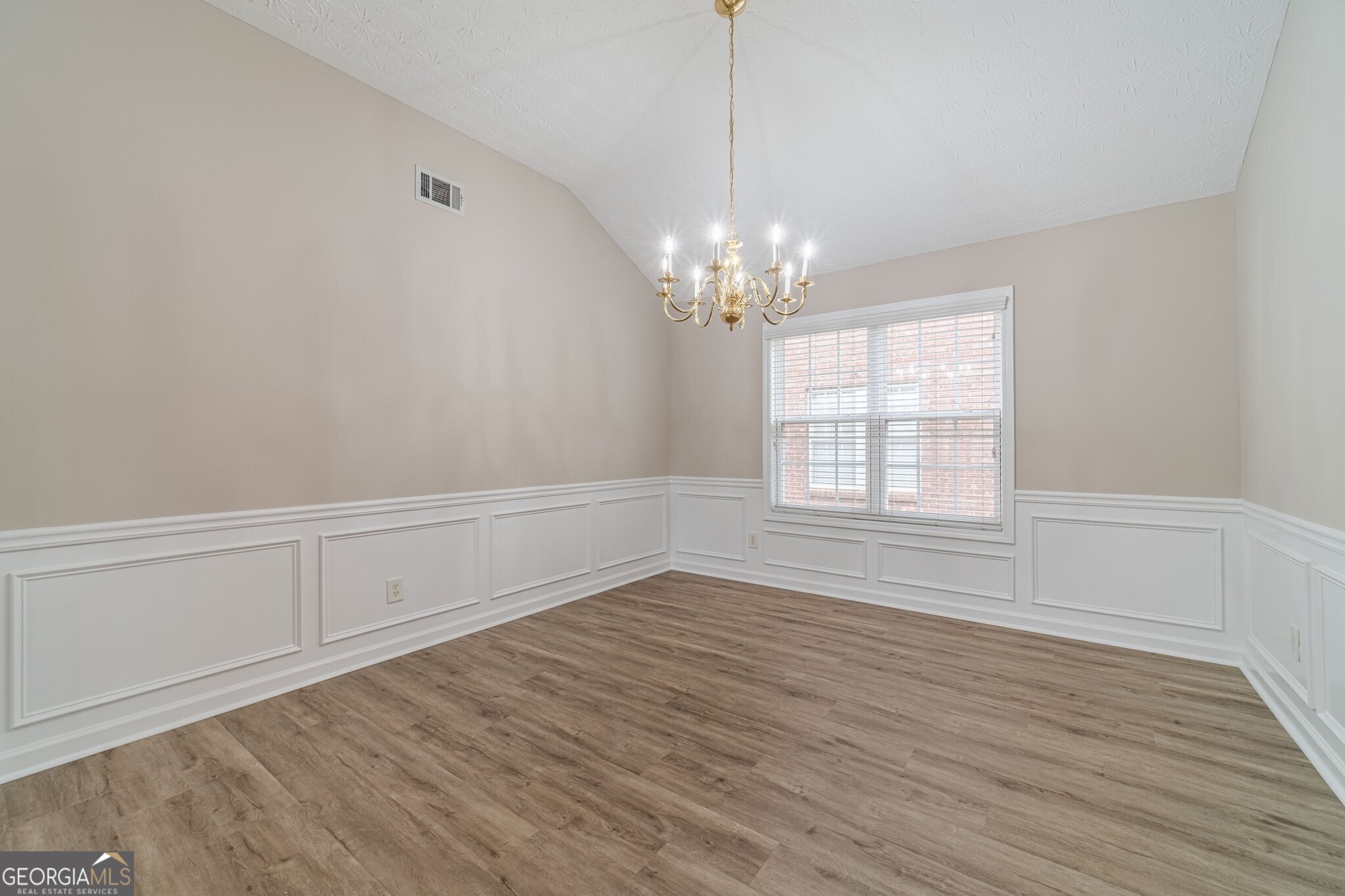 1170 Livery Circle Property Photo 23