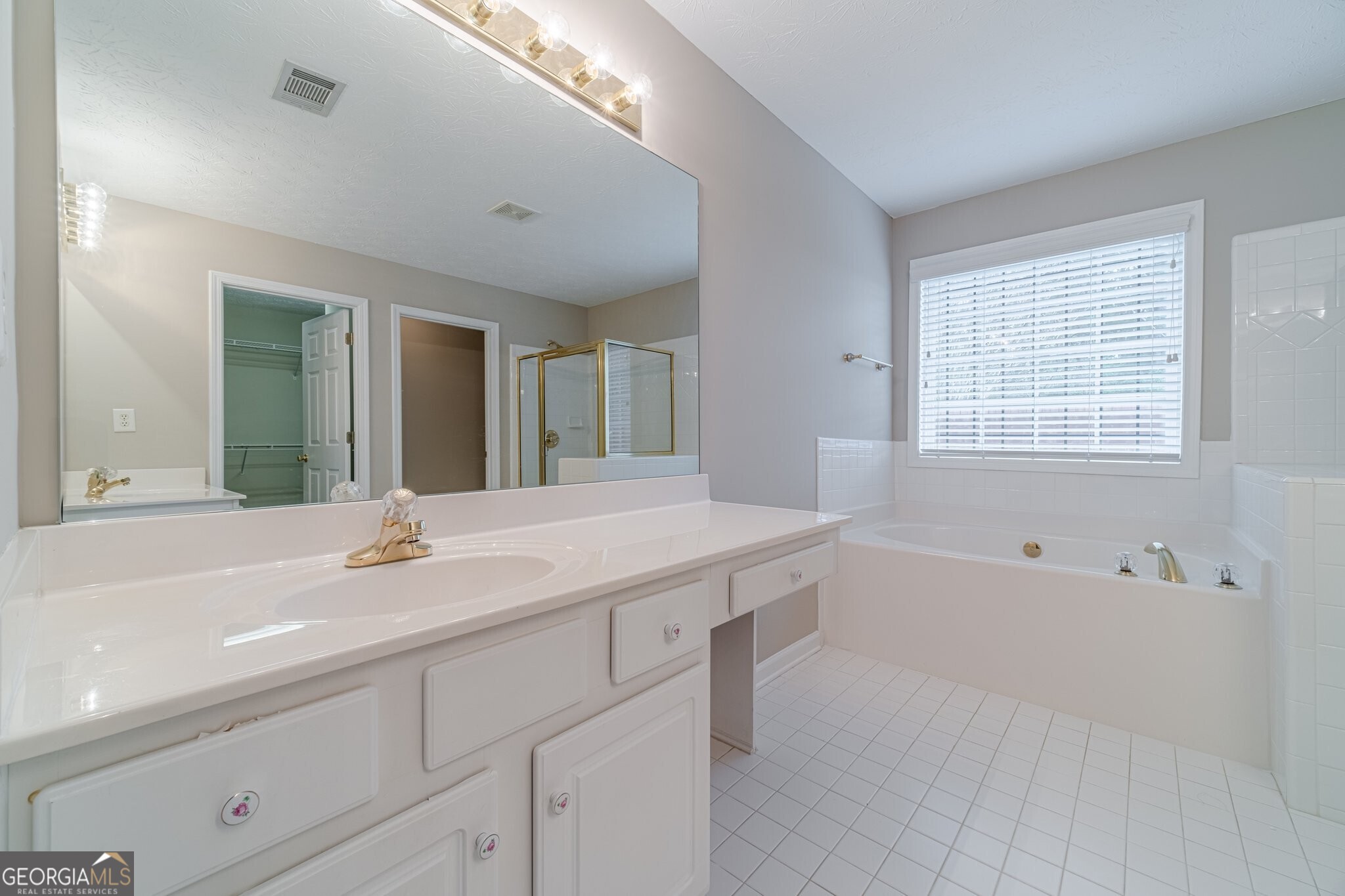 1170 Livery Circle Property Photo 26