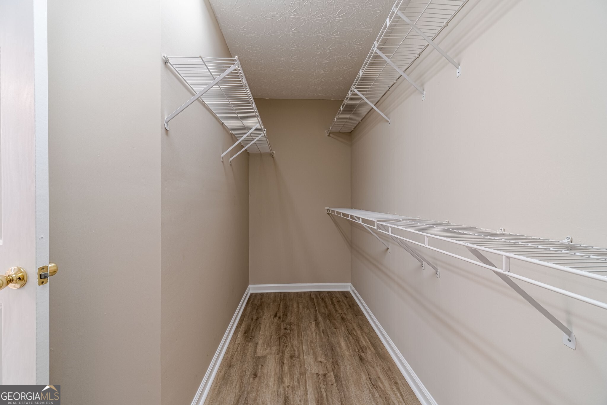 1170 Livery Circle Property Photo 28