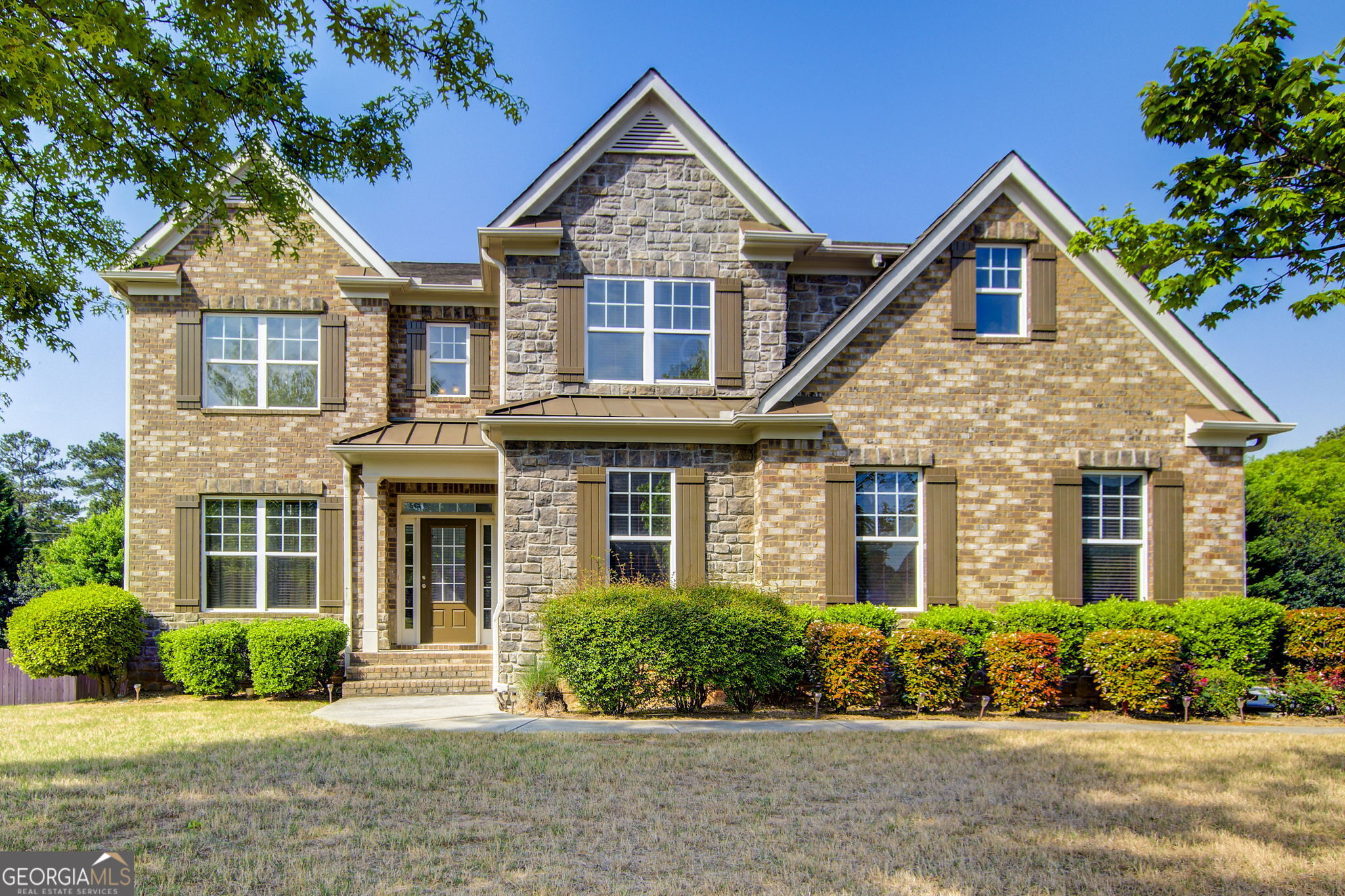 1250 Edgebrook Lane Property Photo