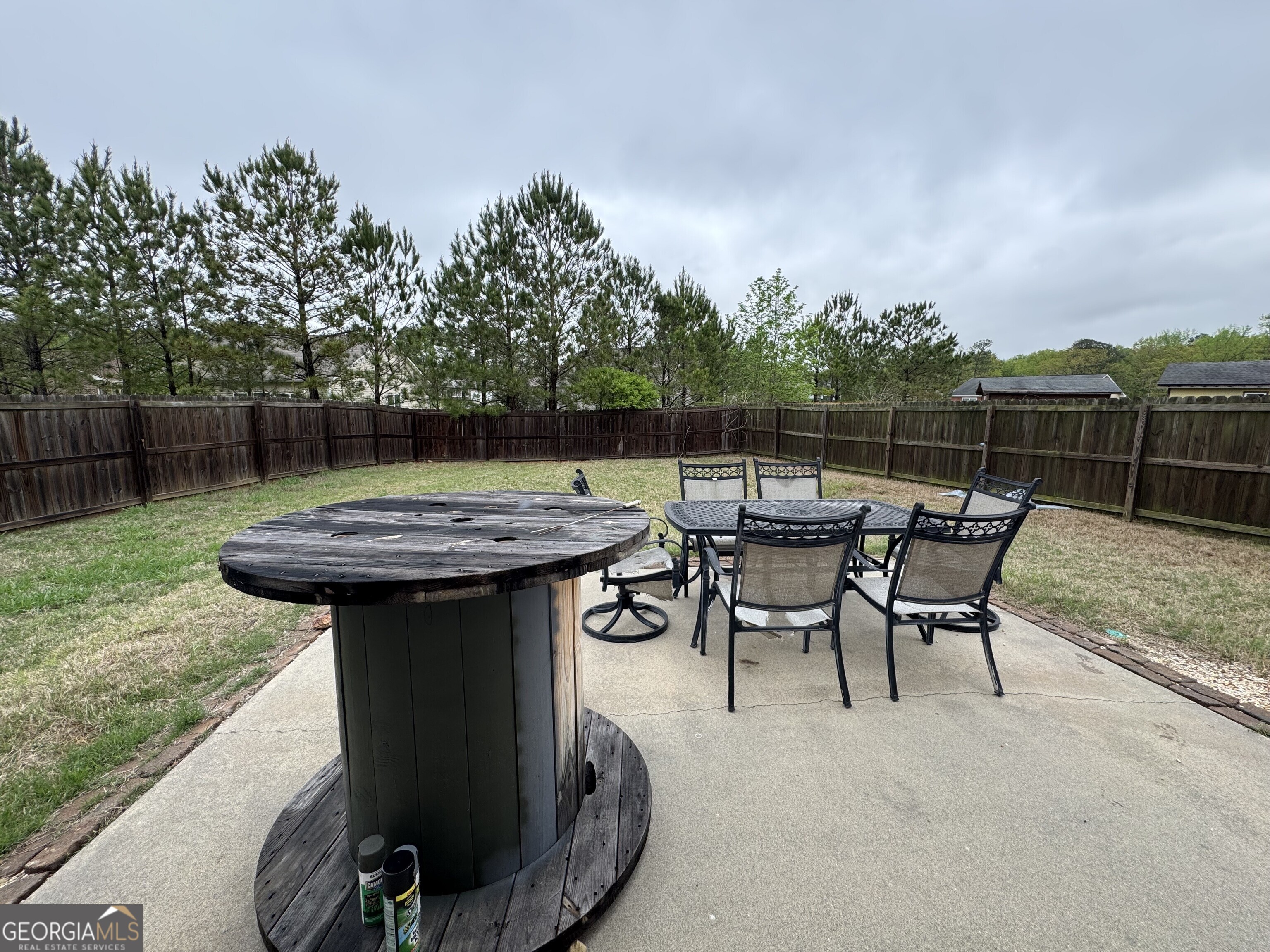 37 Willowrun Drive Sw Property Photo 7