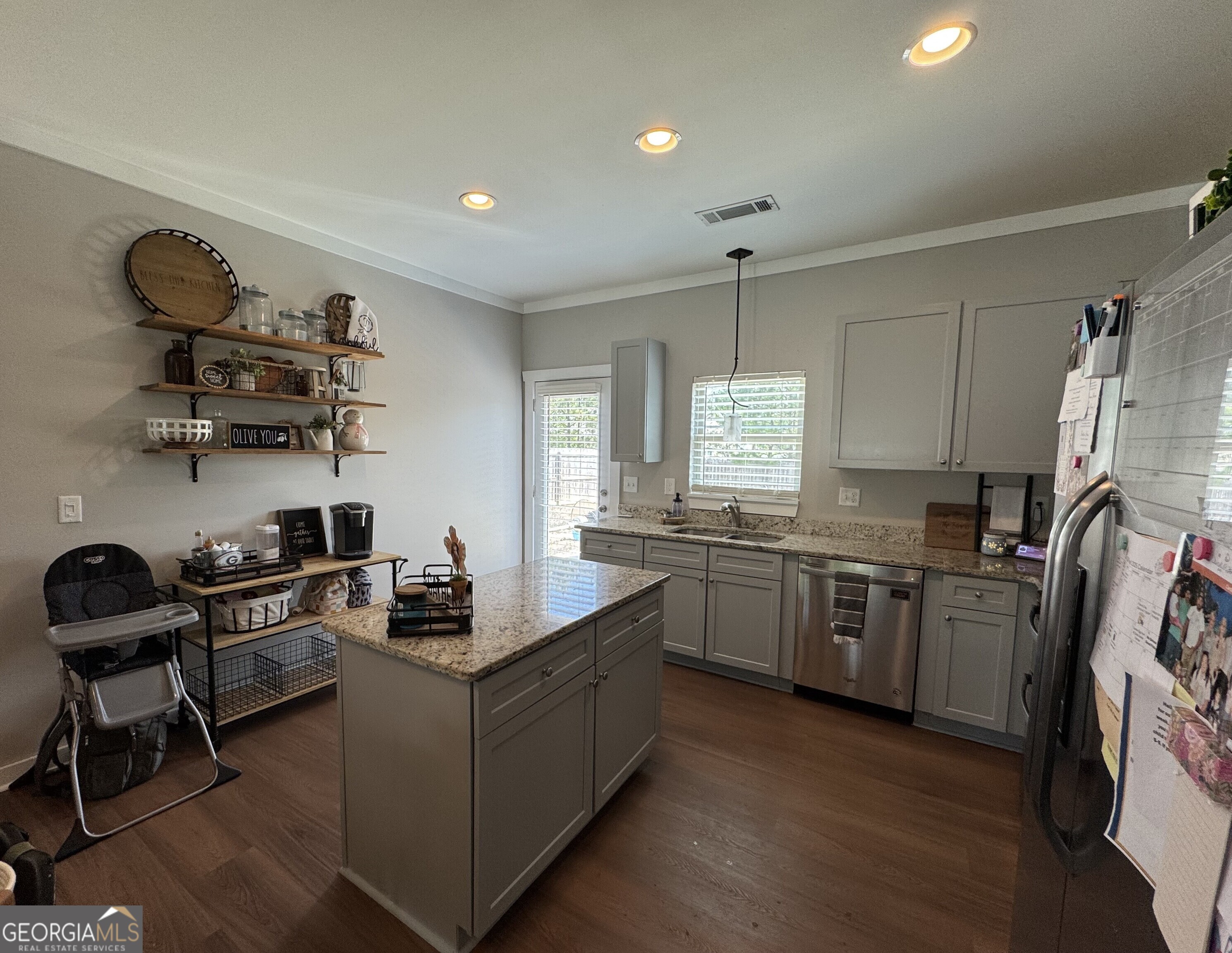 37 Willowrun Drive Sw Property Photo 23